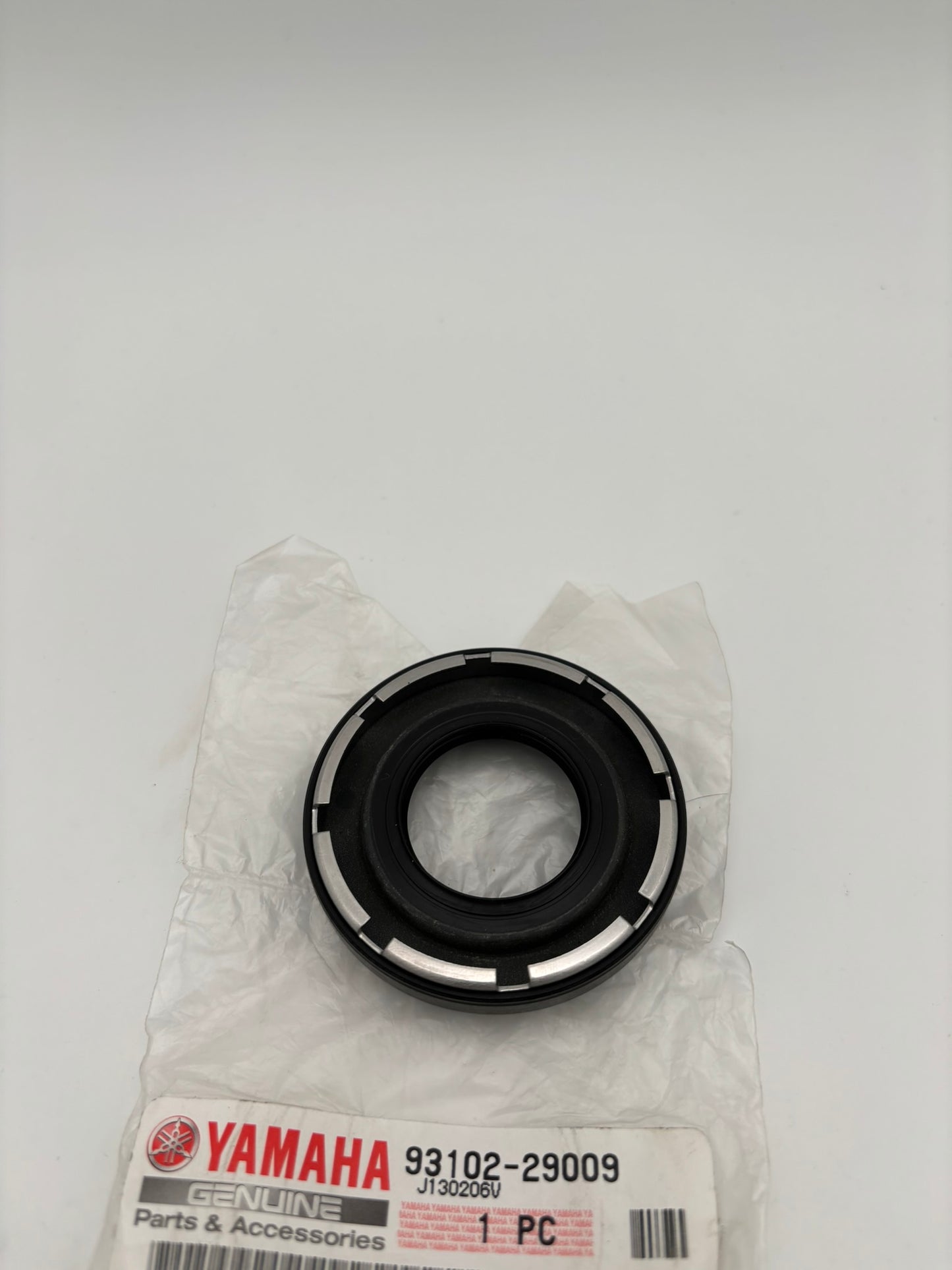 YAMAHA OIL SEAL 93102-29009-00 Y270