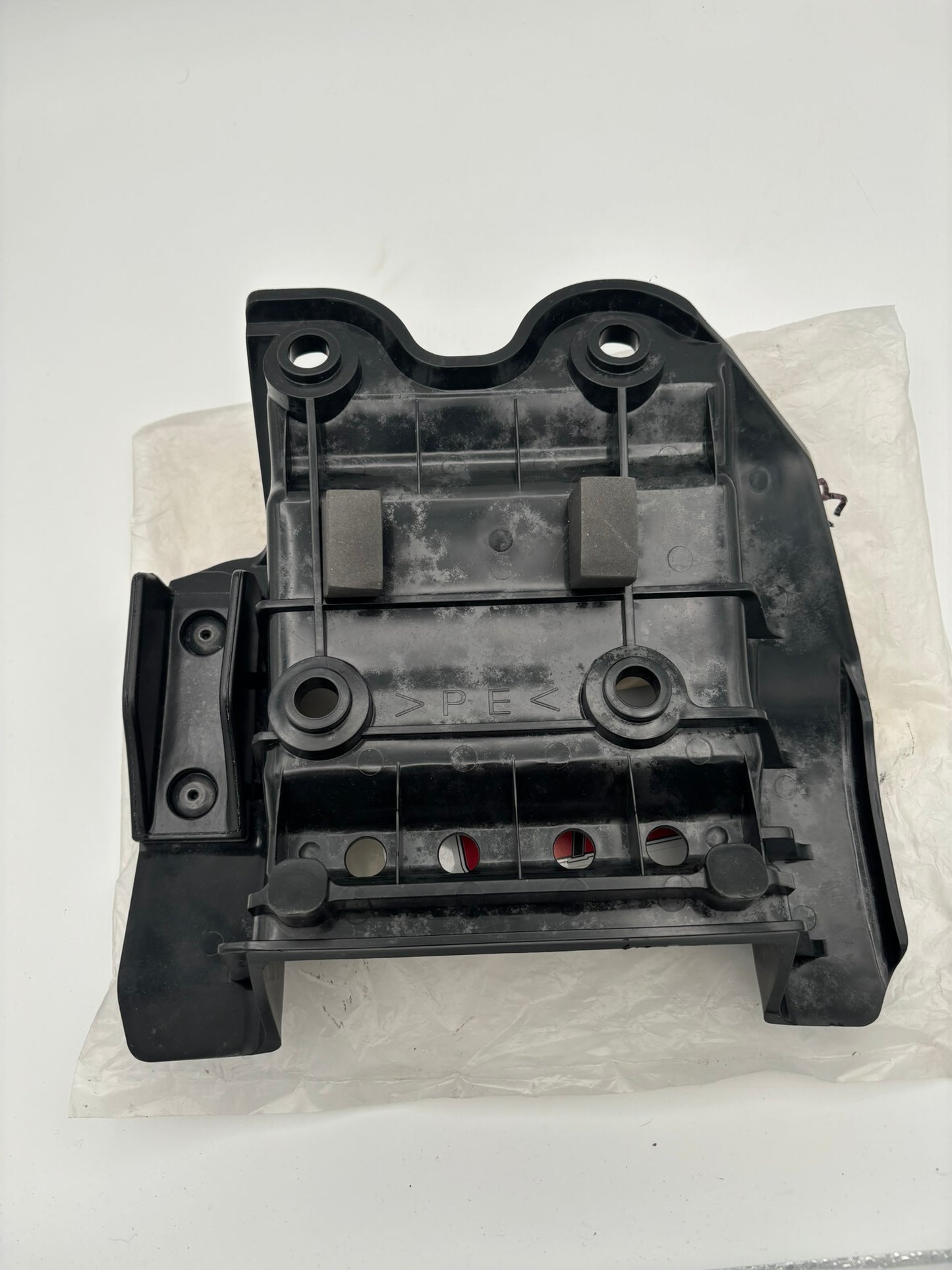 YAMAHA GUARD SUB ASSY 5TG-22360-11-00 Y271