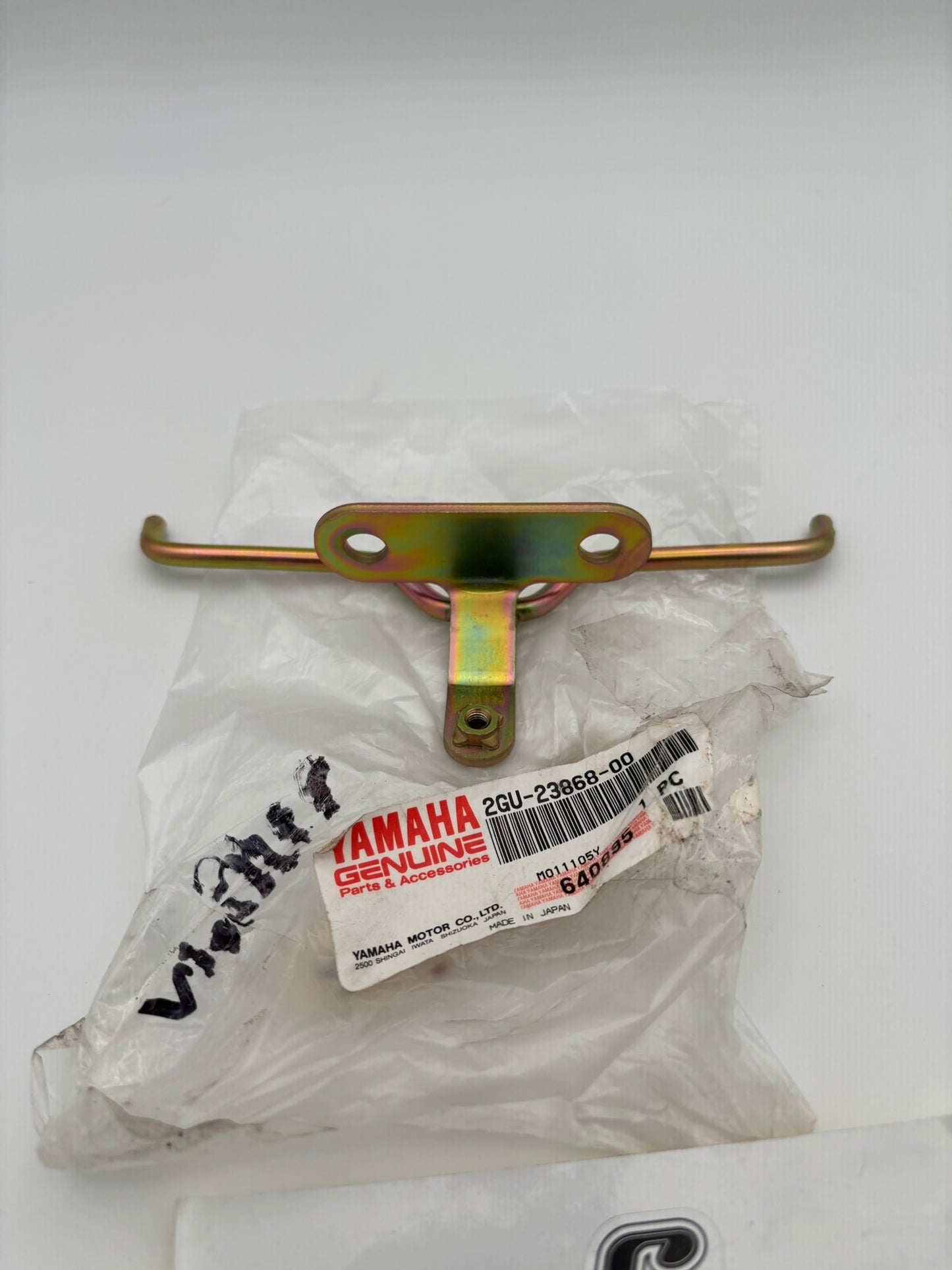 YAMAHA STEERING BRACKET 2GU-23868-00-00 Y271