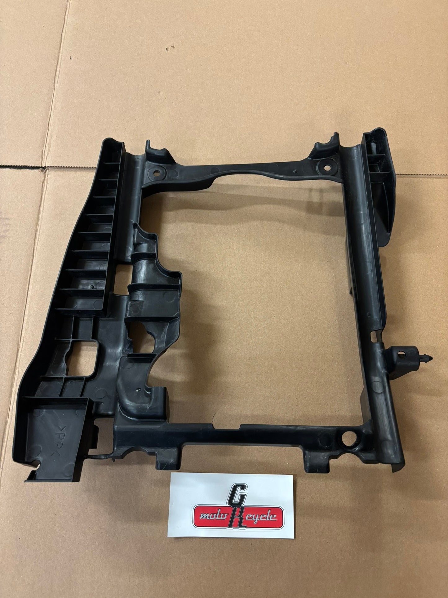 YAMAHA PLATE DAMPER 1 3B4-2414H-00-00 YBOX