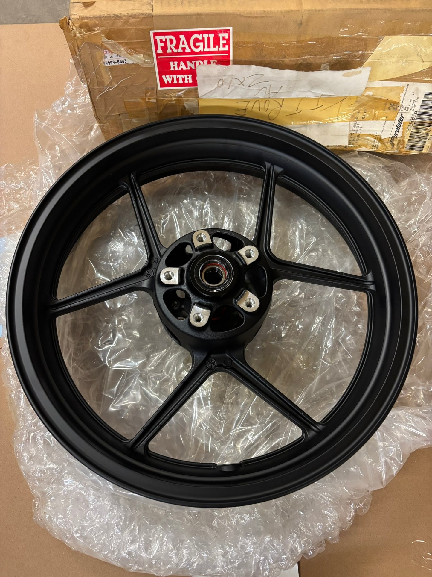 KAWASAKI ZX10R ZX1000 2004 FRONT WHEEL KIT 99999-0043 KBOX