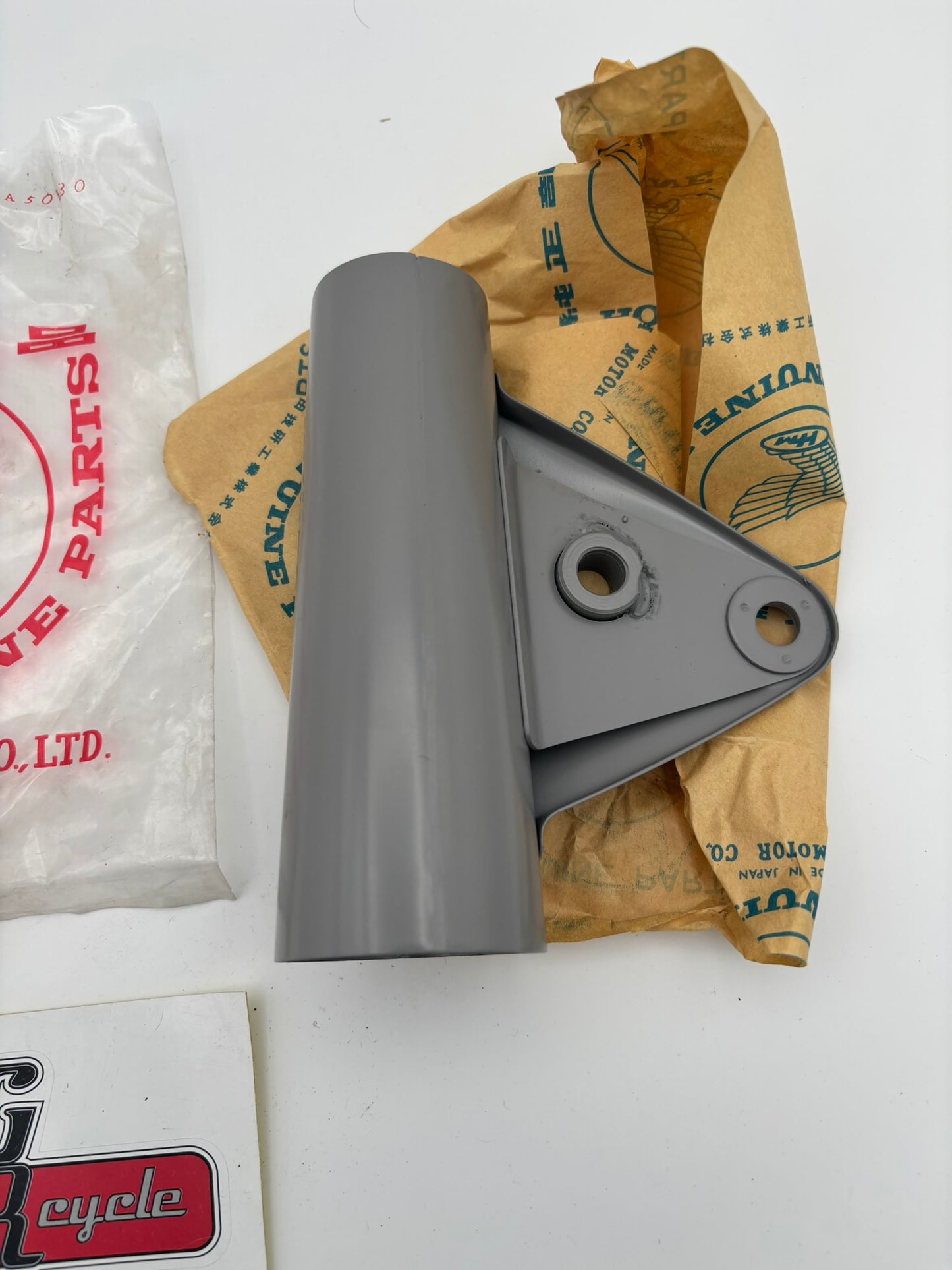 HONDA LEFT FRONT FORK COVER 51606-292-672Z H192