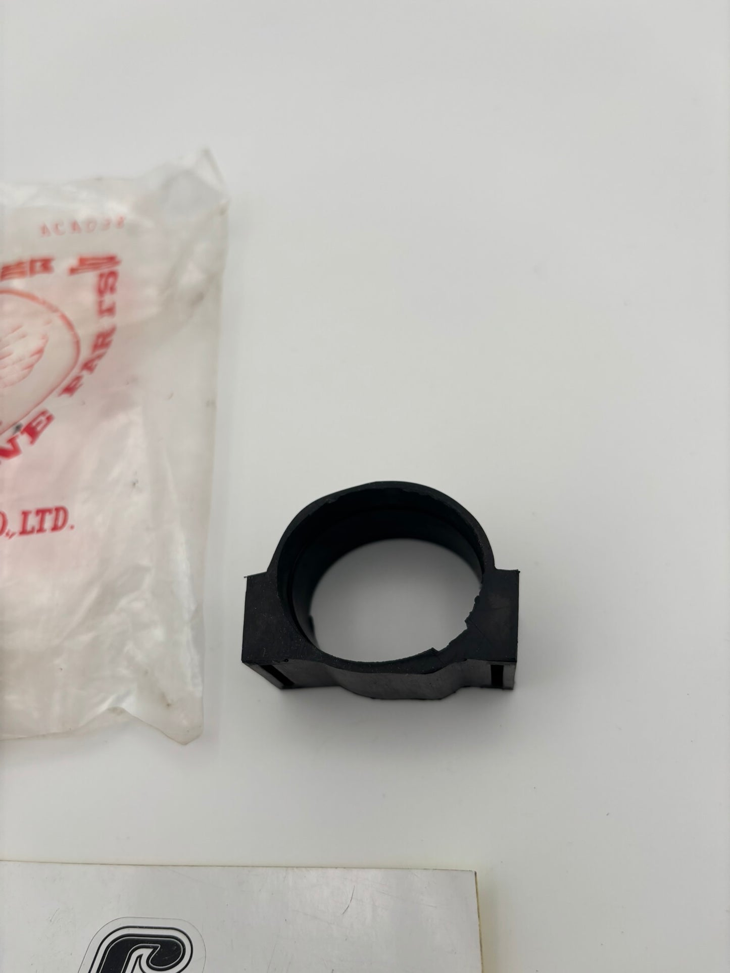 HONDA SOLENOID RUBBER 35856-323-000 H194