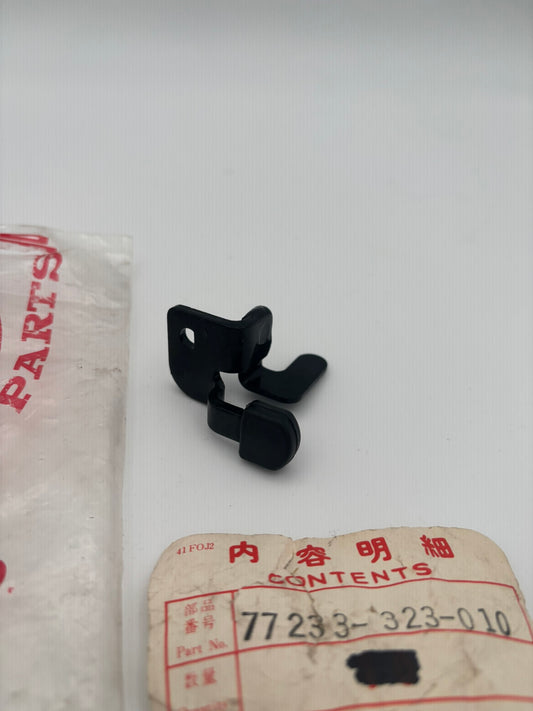 HONDA 1971 CB500 K0 SEAT CATCH LEVER 77233-323-010 H200