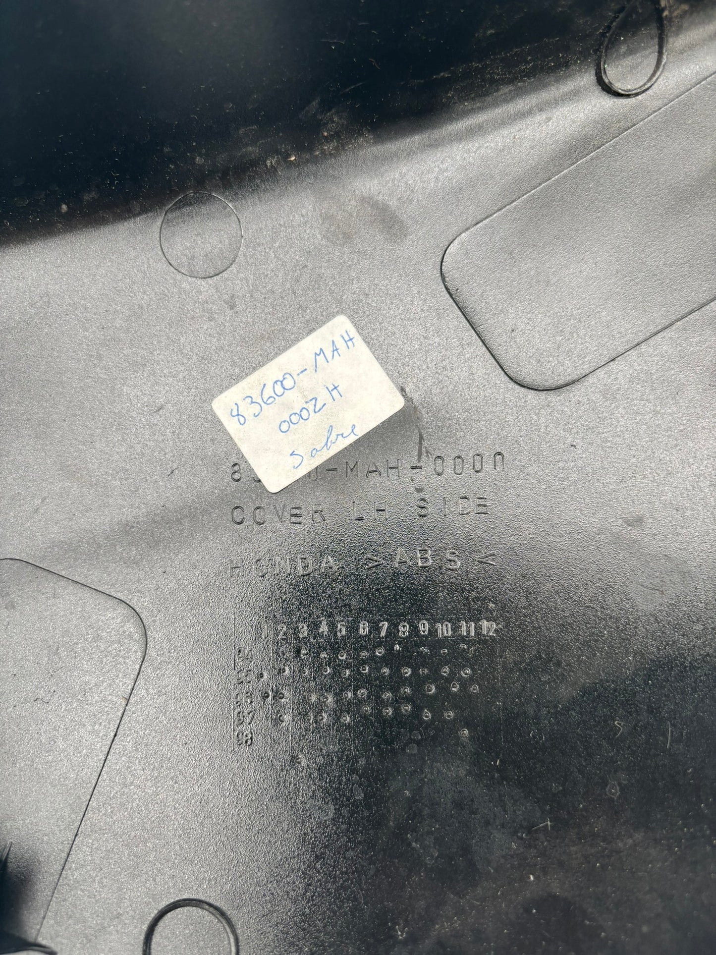 HONDA LEFT SIDE COVER *NH1* 83600-MAH-000ZH H216