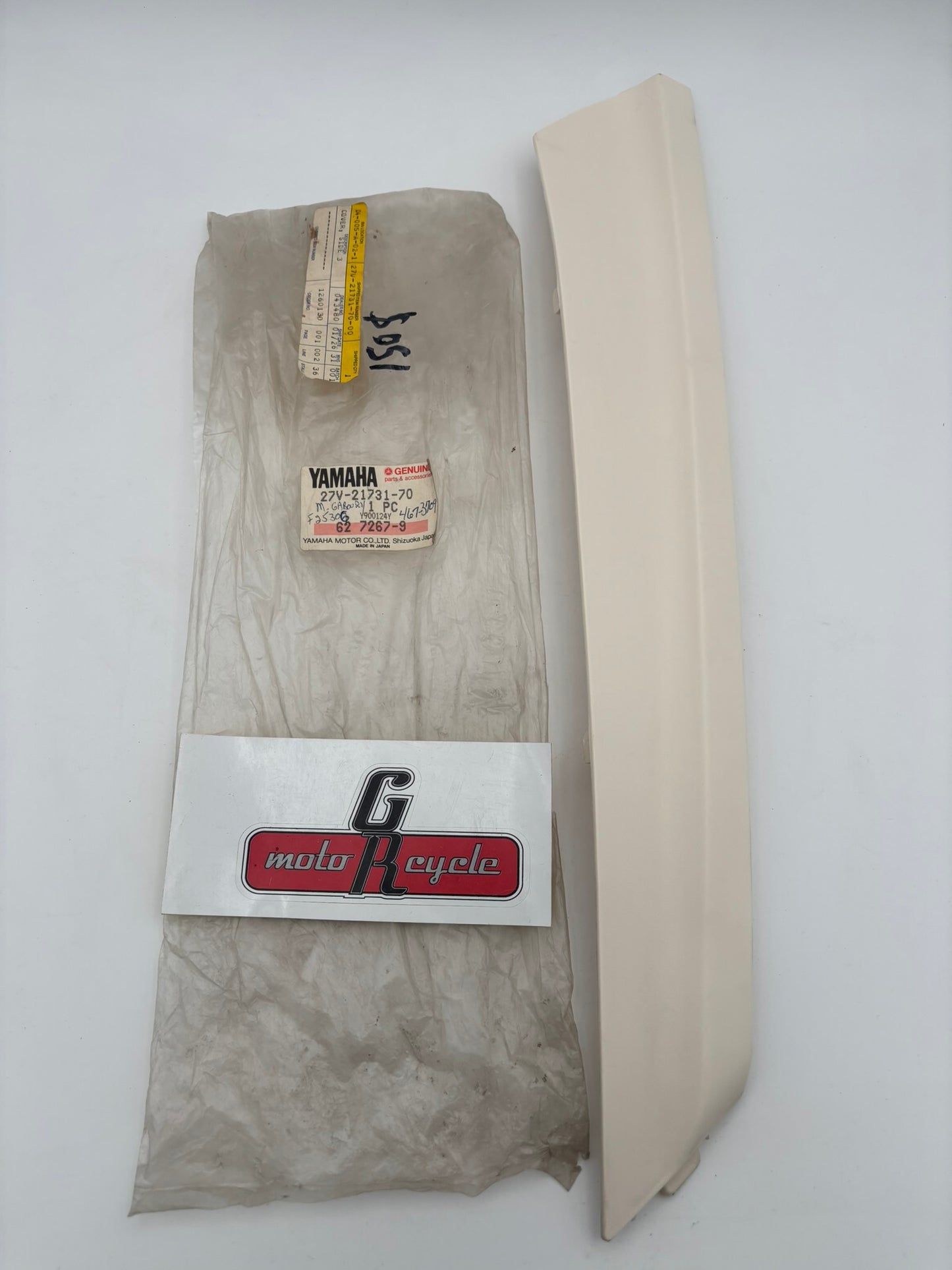 YAMAHA SIDE COVER 3 27V-21731-70 Y272