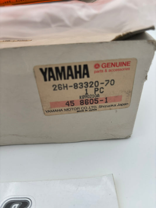 YAMAHA FRONT FLASHER LIGHT ASSY 2 26H-83320-70-00 Y273