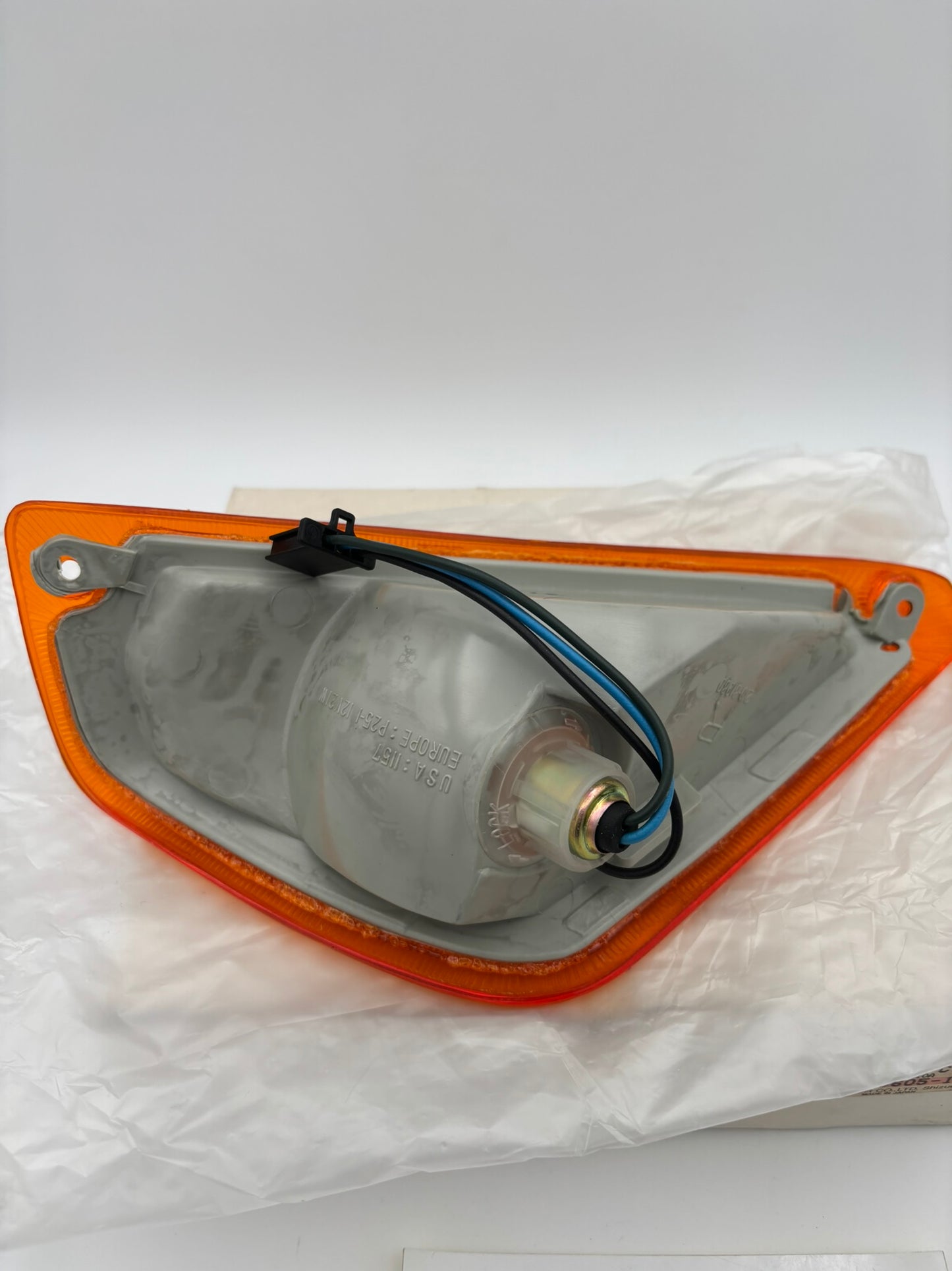 YAMAHA FRONT FLASHER LIGHT ASSY 2 26H-83320-70-00 Y273