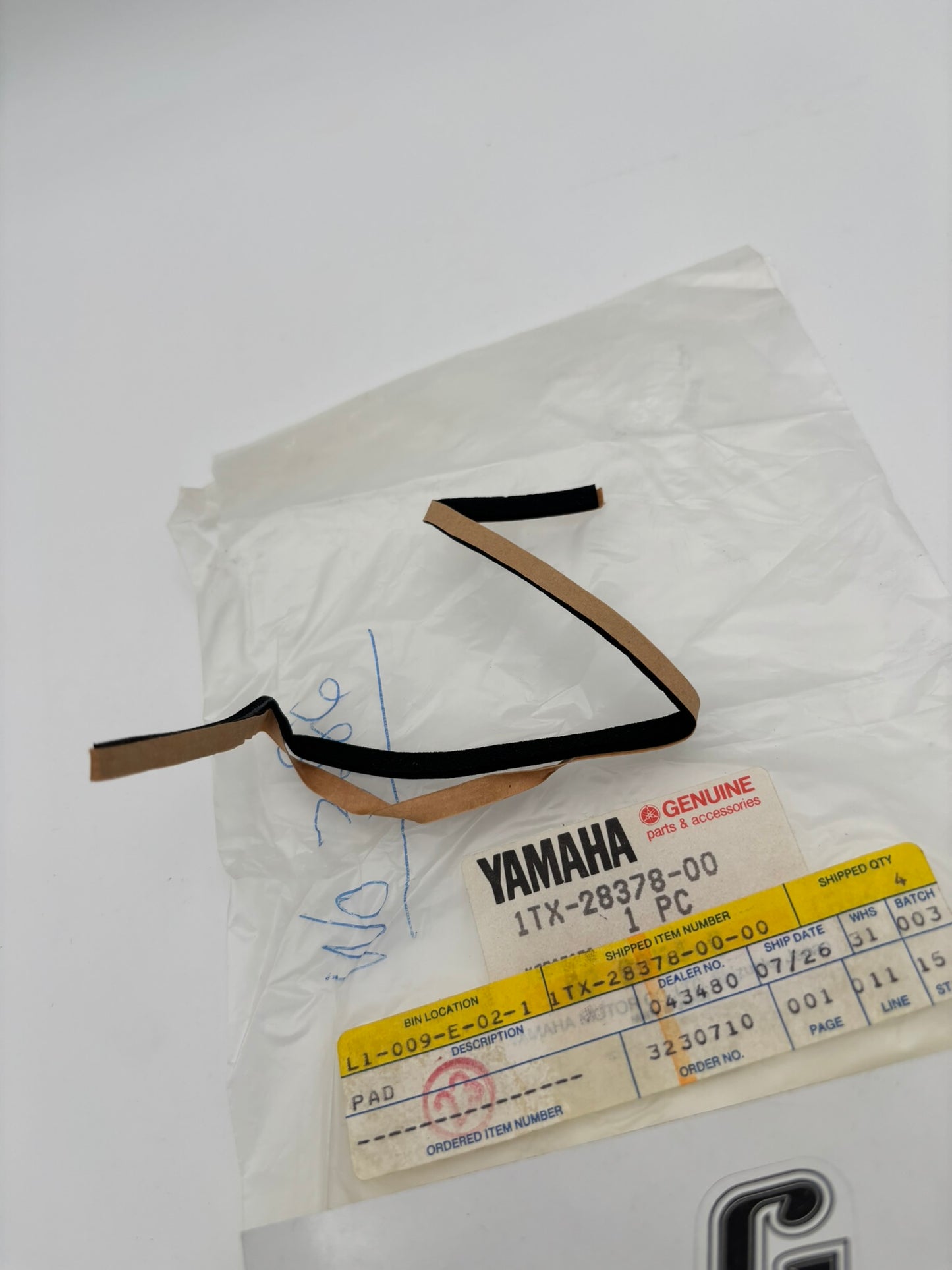 YAMAHA PAD 1TX-28378-00-00 Y274