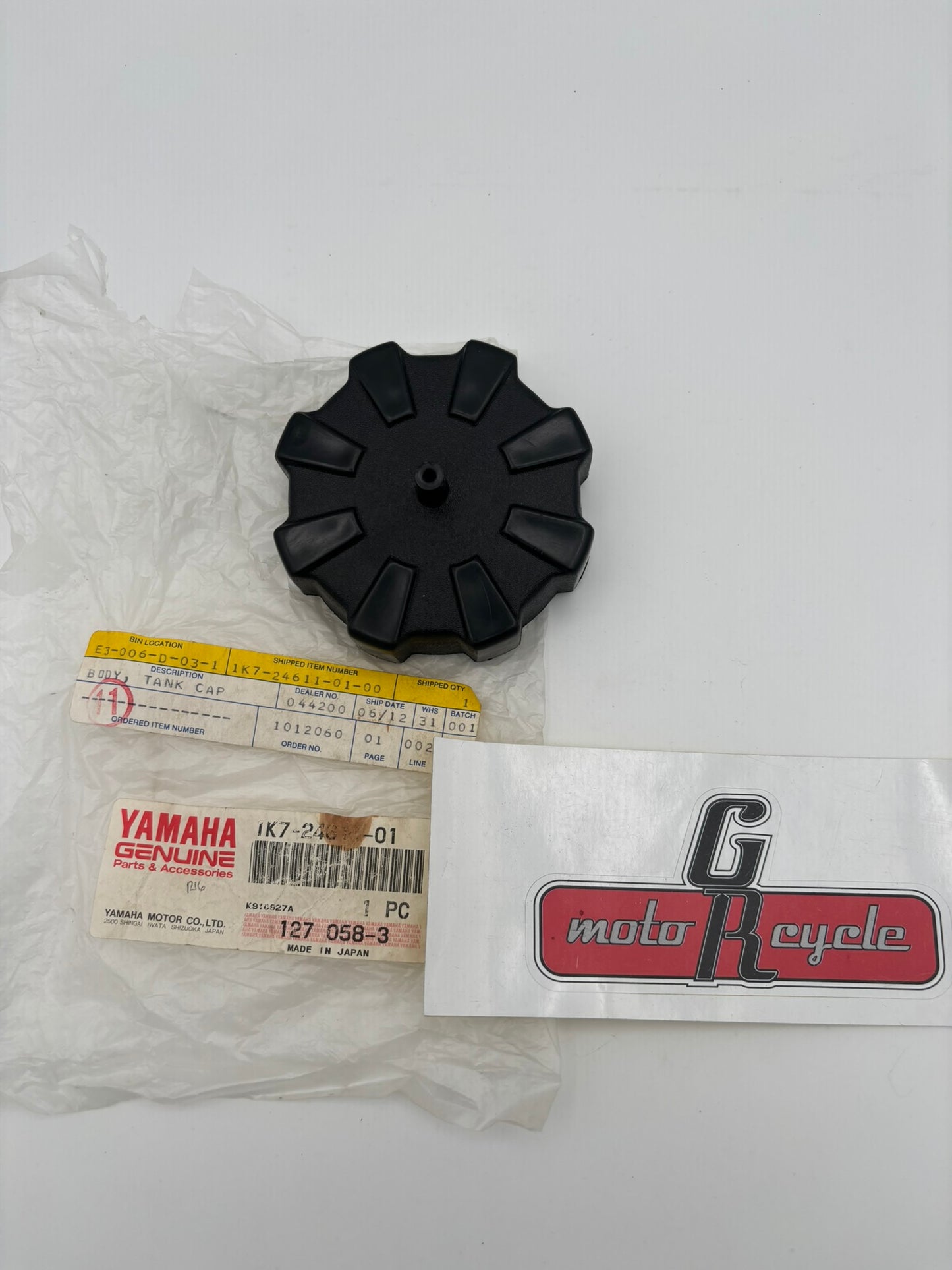 YAMAHA FUEL TANK CAP 1K7-24611-01-00 Y275