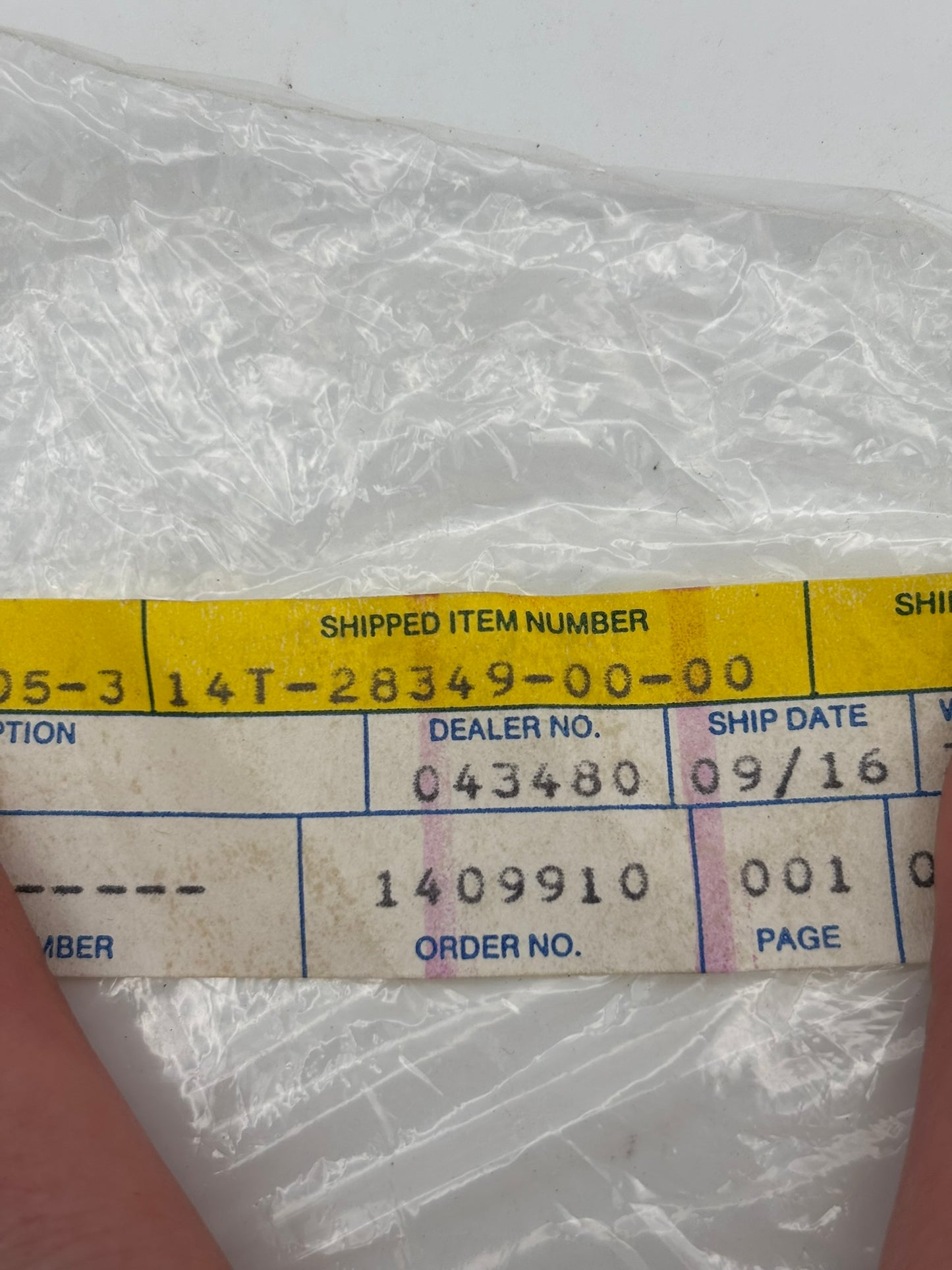 YAMAHA CAP 14T-28349-00-00 Y275
