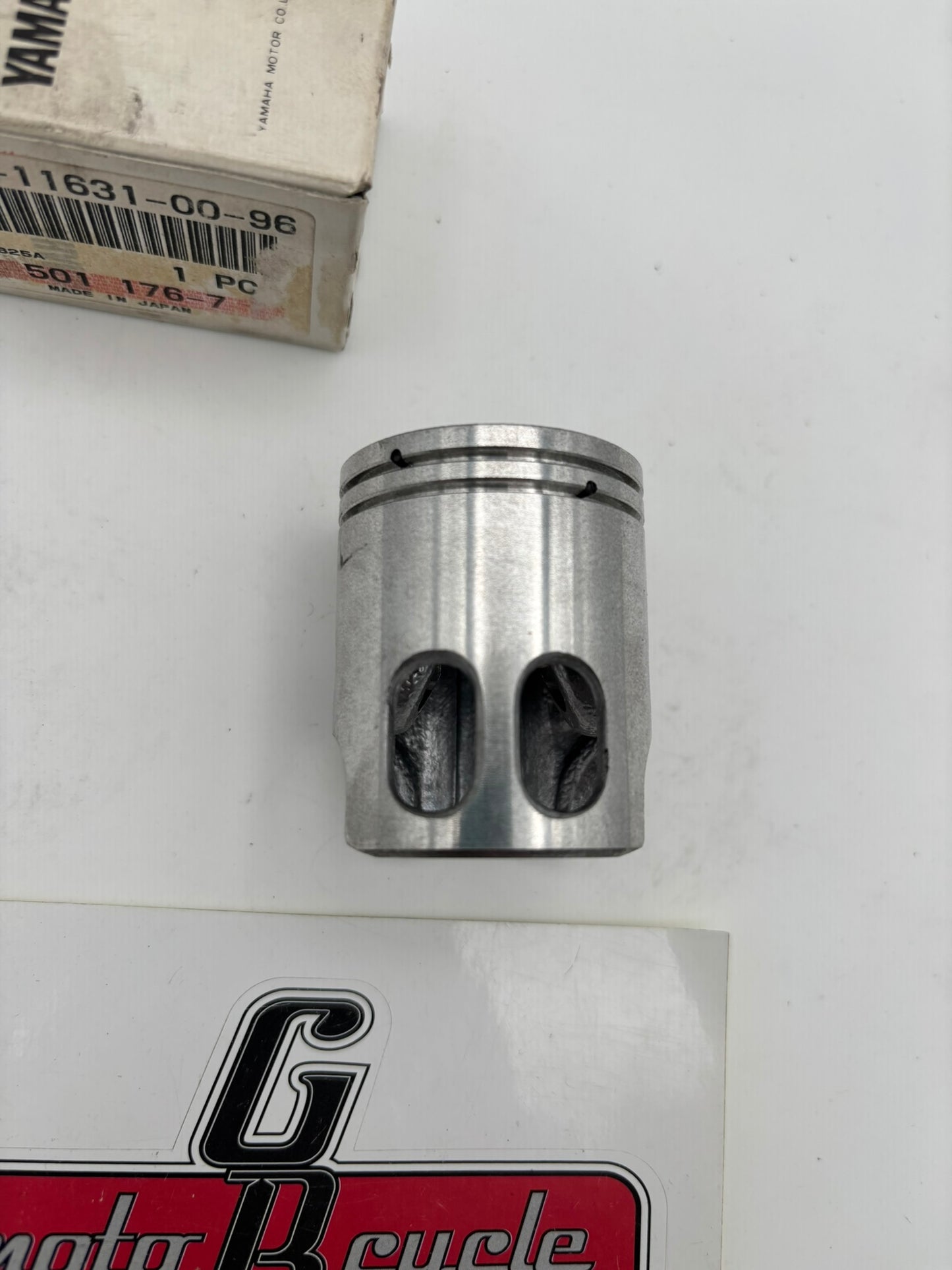 YAMAHA PISTON (STD) 27V-11631-00-96 Y276