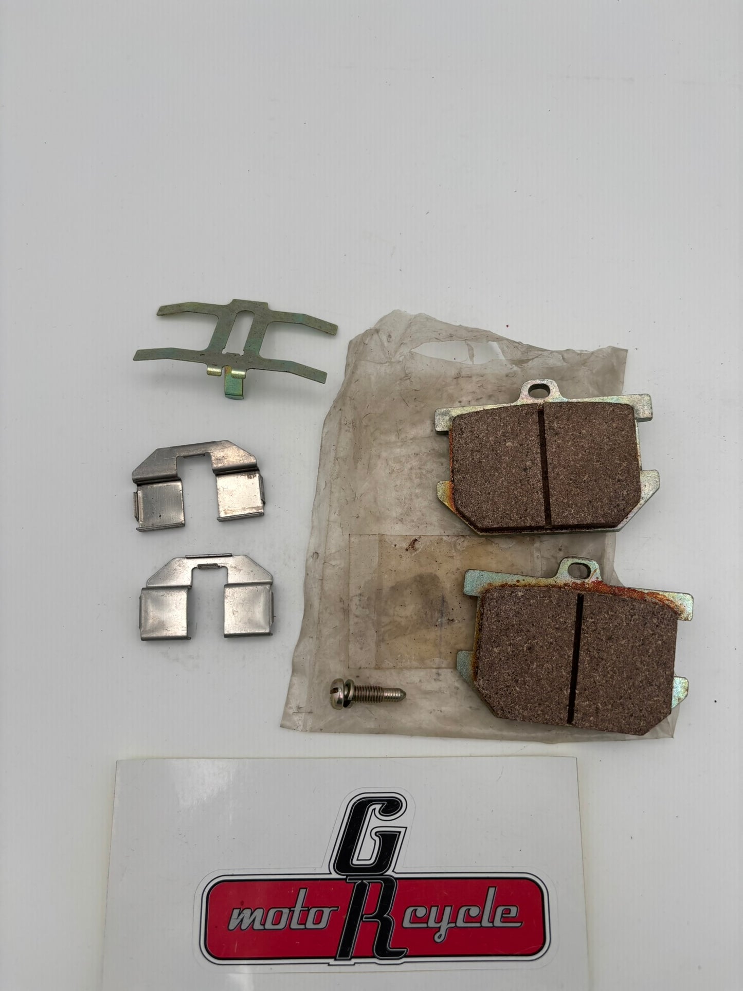 YAMAHA FRONT BRAKE PAD KIT SUB 1J3-W0045-00-00 4K0-W0045-01 4K0-W0045-02 1J3-20000-13-00 Y276