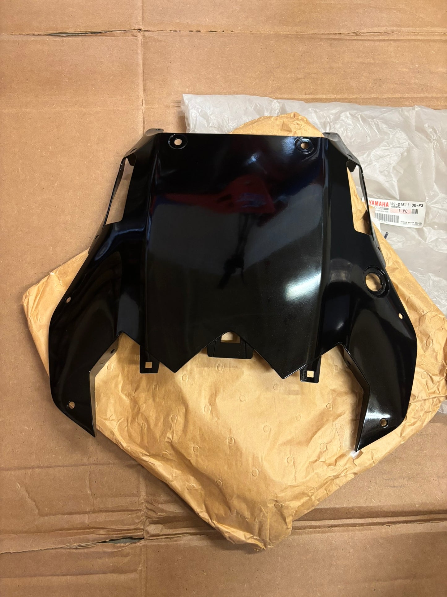 YAMAHA REAR FENDER (DAMAGED) 13S-21611-00-P3-D YBOX