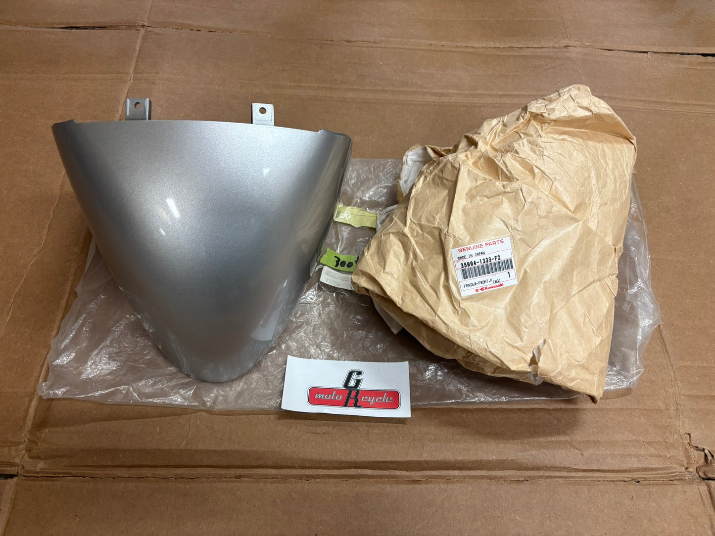 KAWASAKI FRONT FENDER FR G SILVER 35004-1333-F2 KBOX