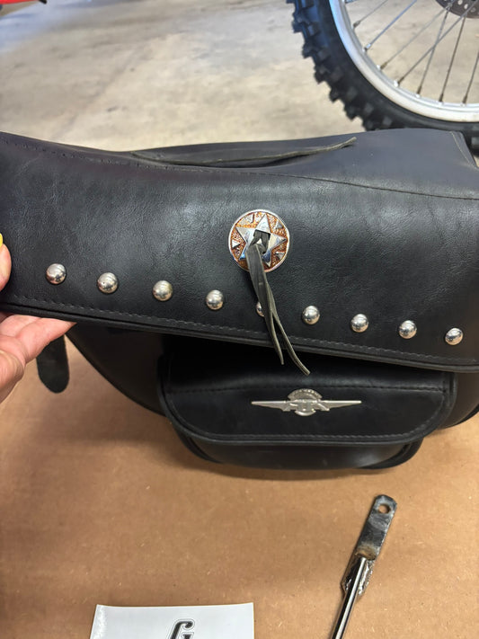 AFTERMARKET USED ROADKROME SADDLEBAG (NO HARDWARE) ROADBAG AFBOX