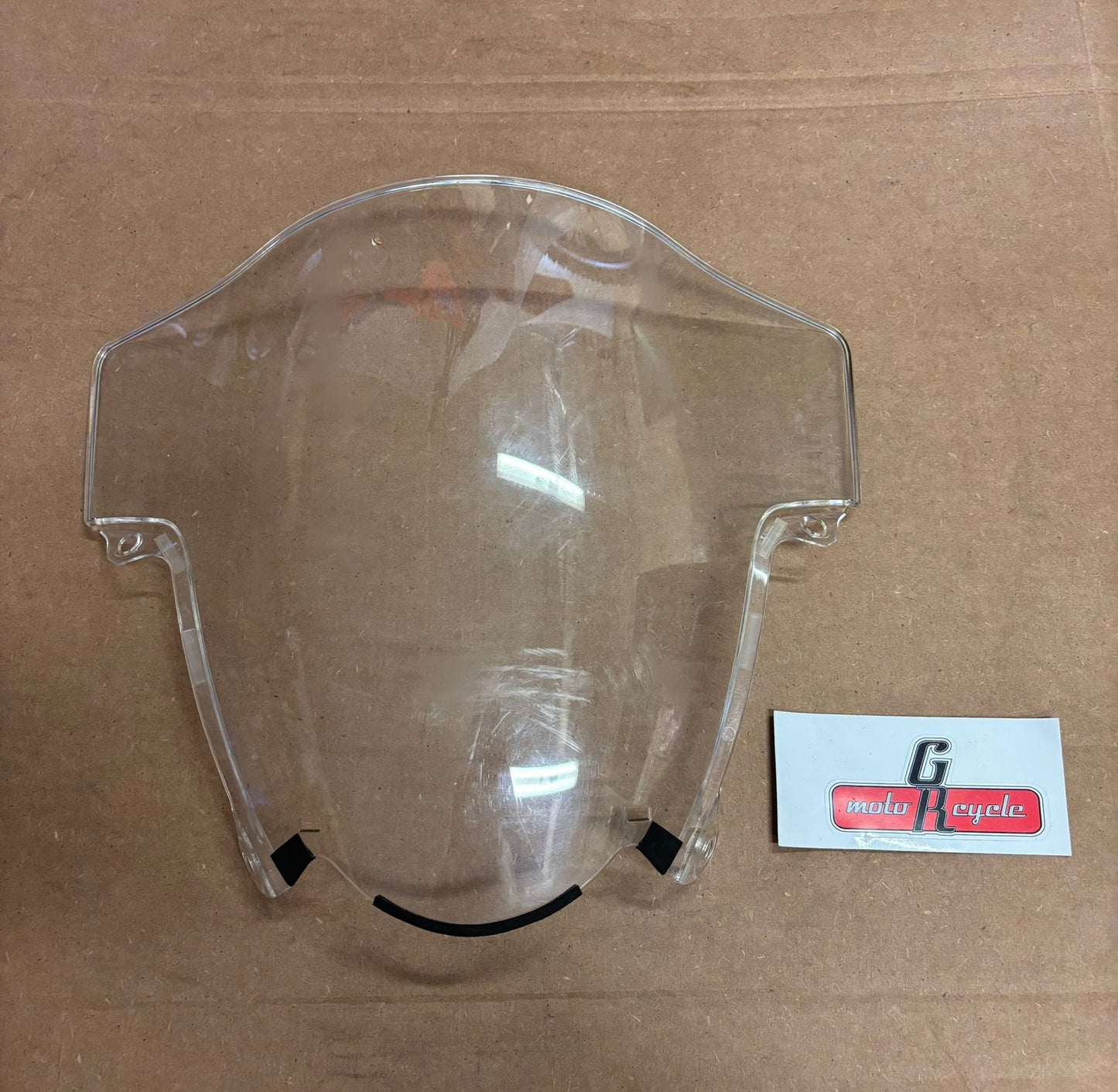 SUZUKI USED WINDSHIELD WINDSCREEN 94611-17H00-U SBOX