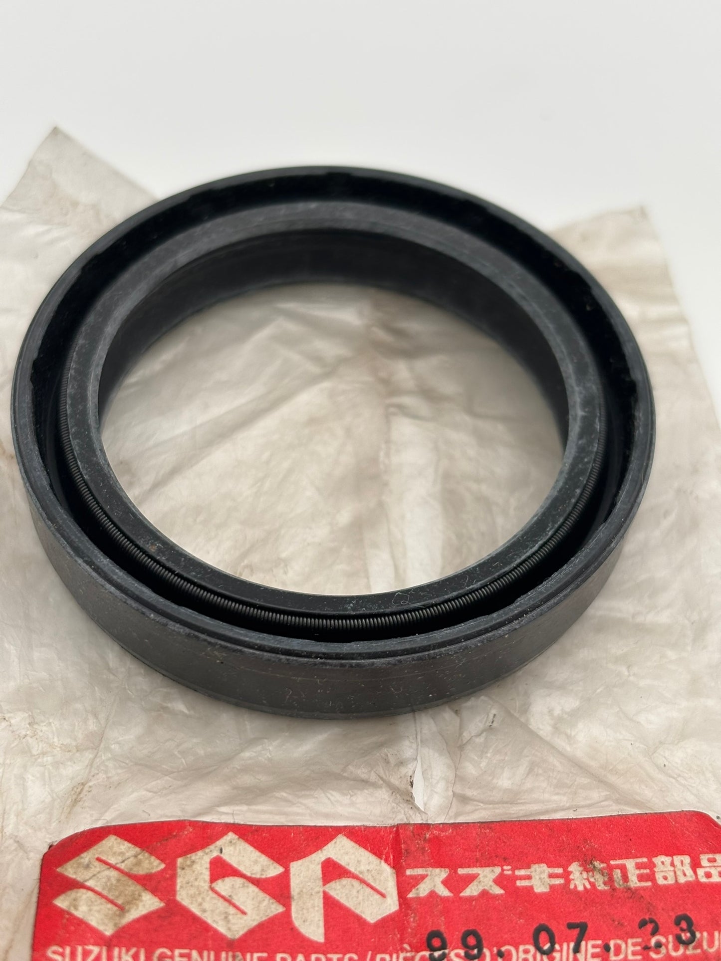 SUZUKI OIL SEAL 51153-28E30 S66