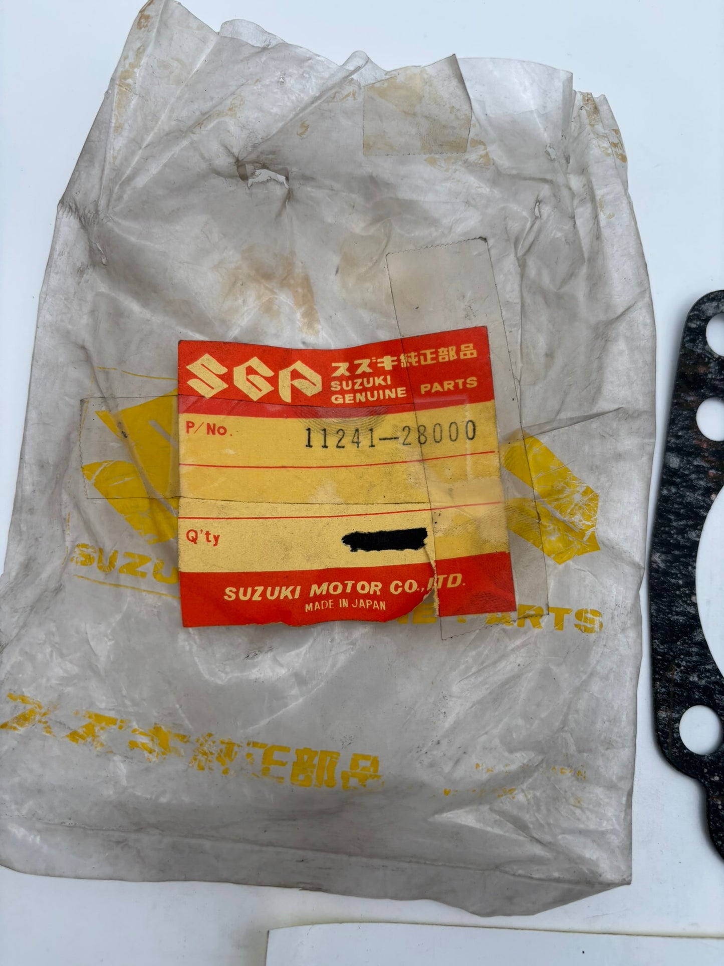 SUZUKI CYLINDER BASE GASKET SUB 11241-28001 11241-28000 S68