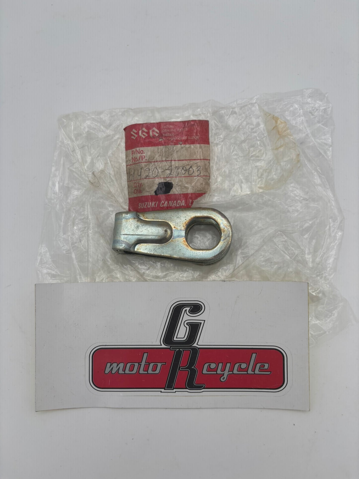 SUZUKI CHAIN ADJUSTER SUB 61420-28004 61420-28003 S72