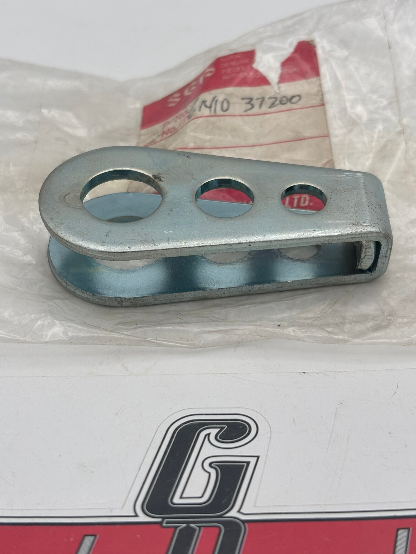 SUZUKI CHAIN ADJUSTER 61410-37200 S73