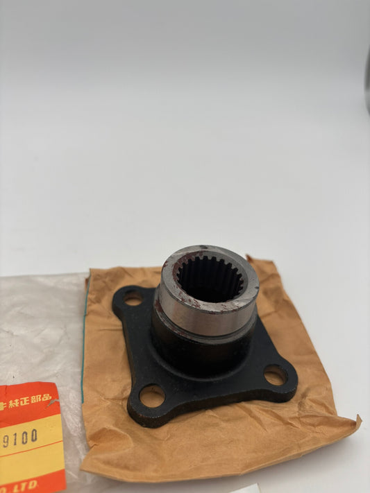 SUZUKI UNIVERSAL JOINT FLANGE 24951-49100 S73