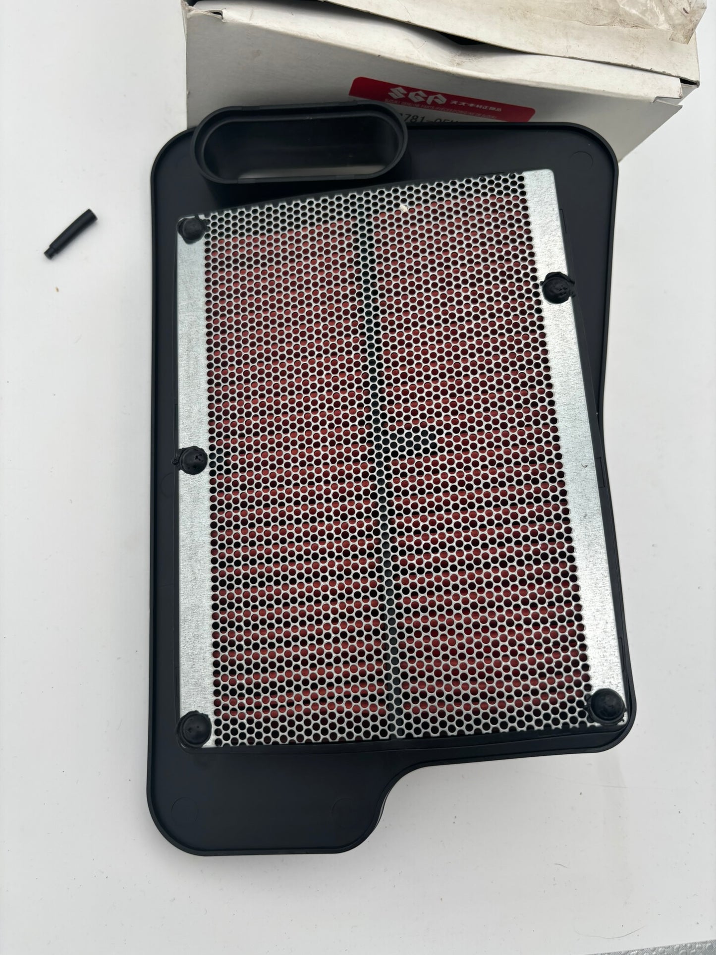 SUZUKI AIR CLEANER FILTER (DAMAGED) 13781-05H00-D S74