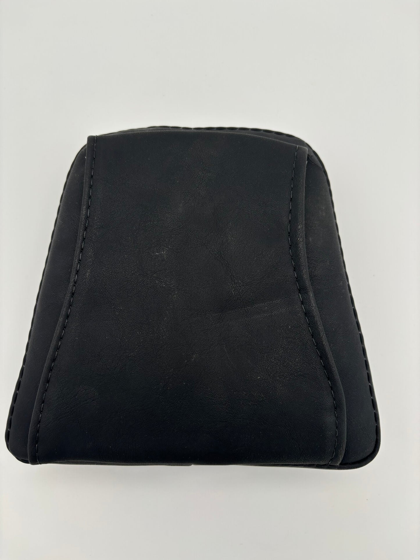 SUZUKI BELL SHAPE STUDDED BACKREST PAD UNIVERSAL FIT SUB 990A0-71004 99950-70231-SPD S75