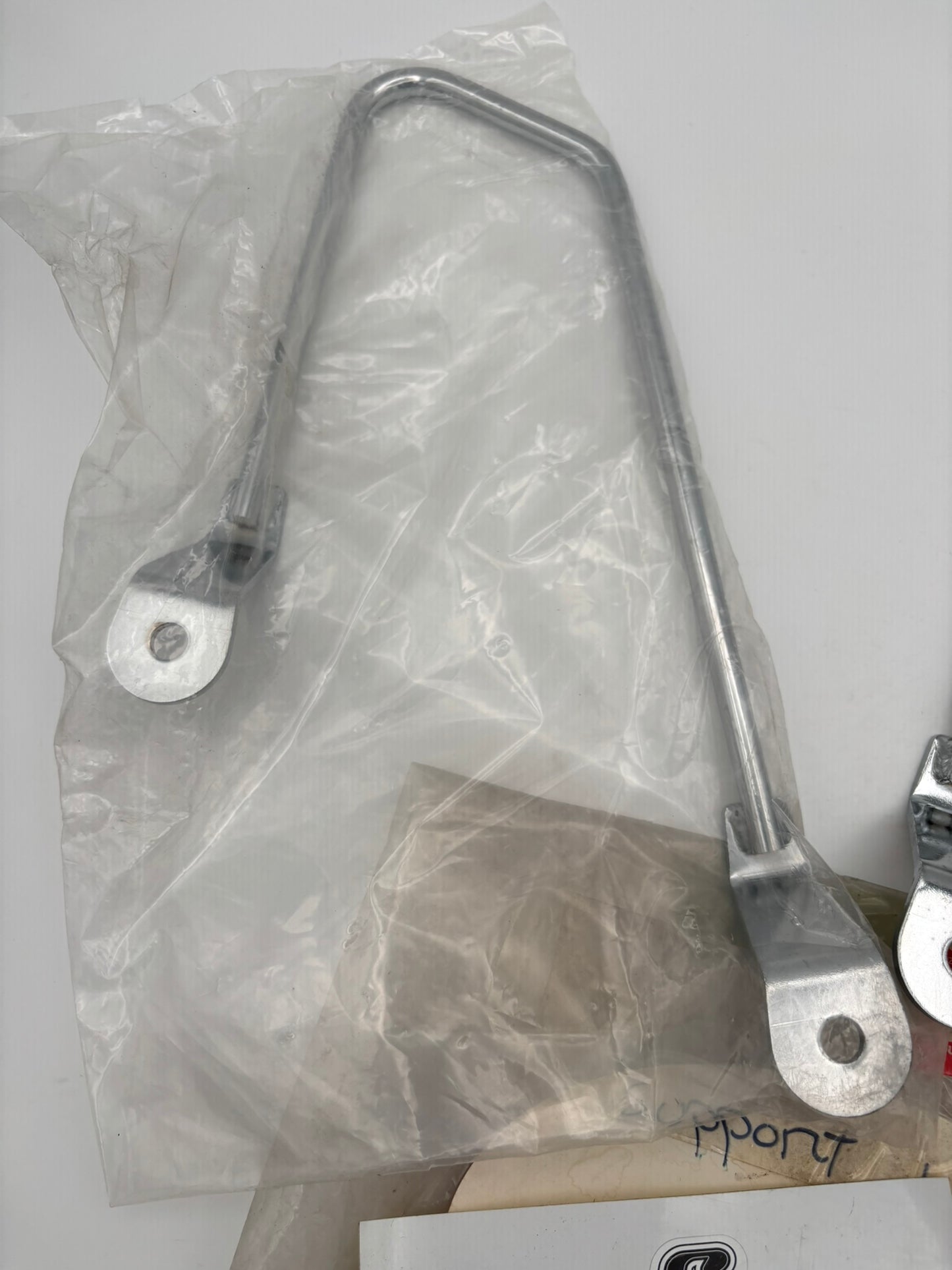 SUZUKI CHROME SADDLEBAG HOLDER GZ125 250 SUB 99950-70252 99950-70534 99000-990M7-110 S75
