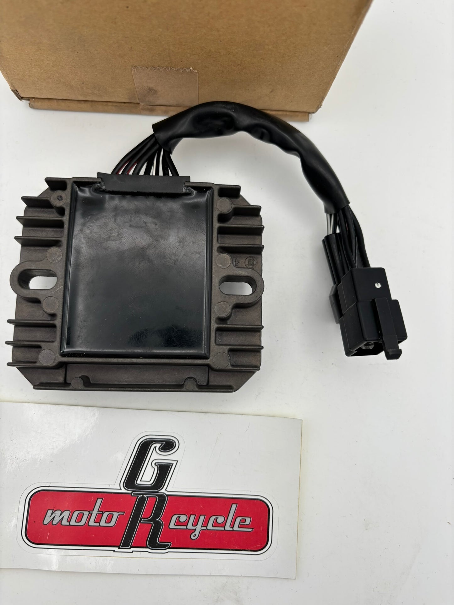 SUZUKI REGULATOR RECTIFIER SUB 32800-16G02 32800-16G01 S76