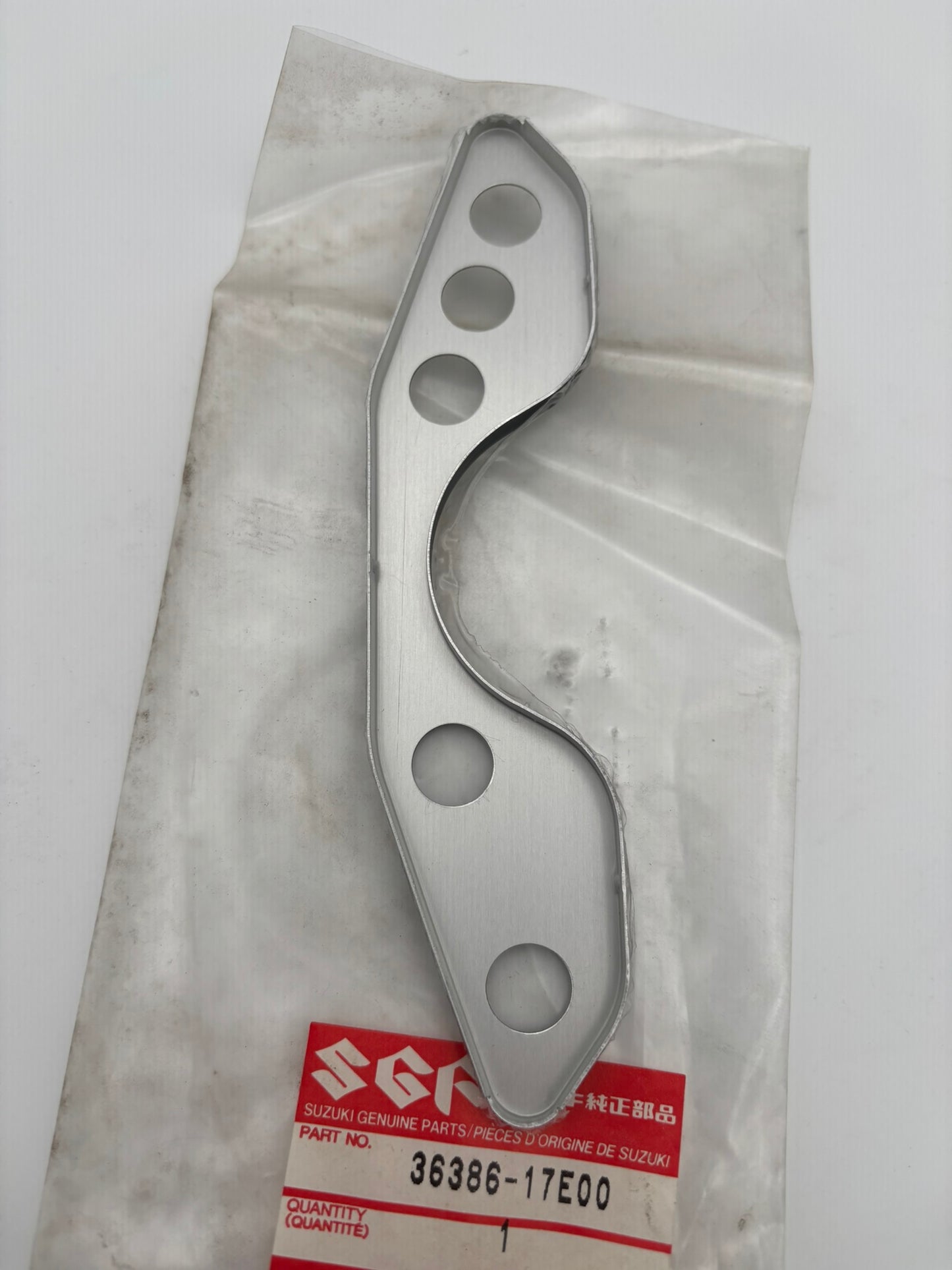 SUZUKI SPEEDOMETER PANEL 36386-17E00 S77