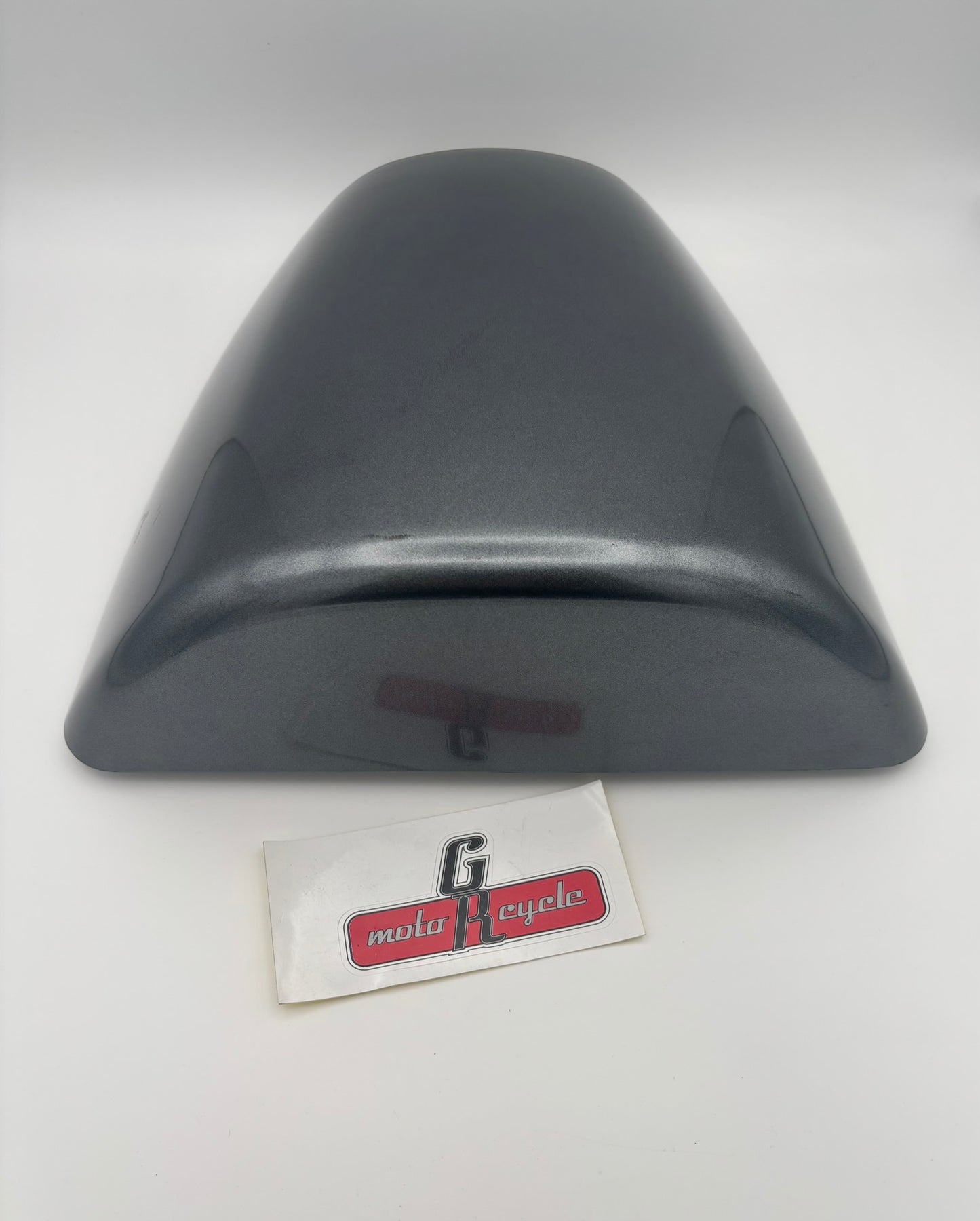 SUZUKI USED SEAT TAIL BOX (GRAY) 45550-33E00-17U-U S78