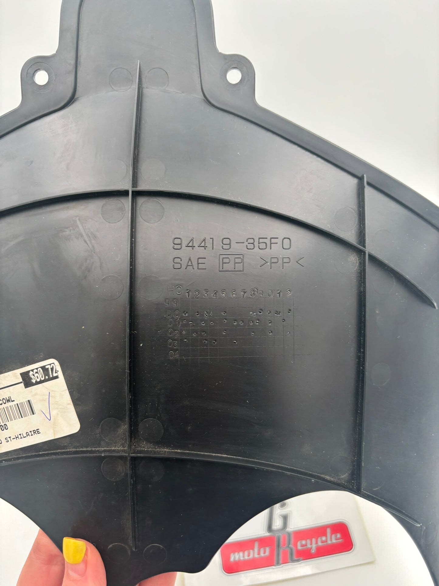 SUZUKI BODY COWLING COVER 94419-35F00 S79