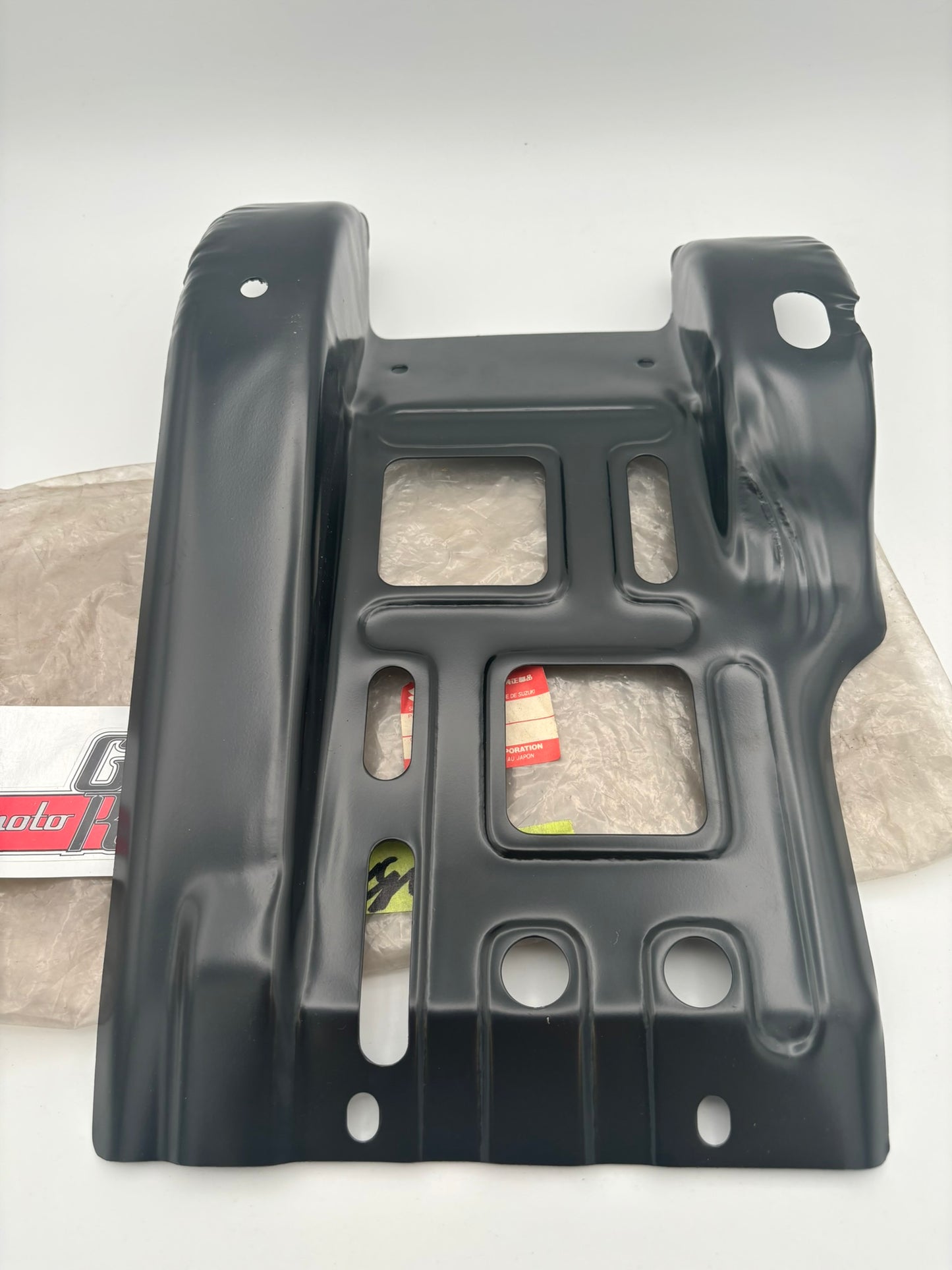SUZUKI UNDER GUARD 61391-24305 S80