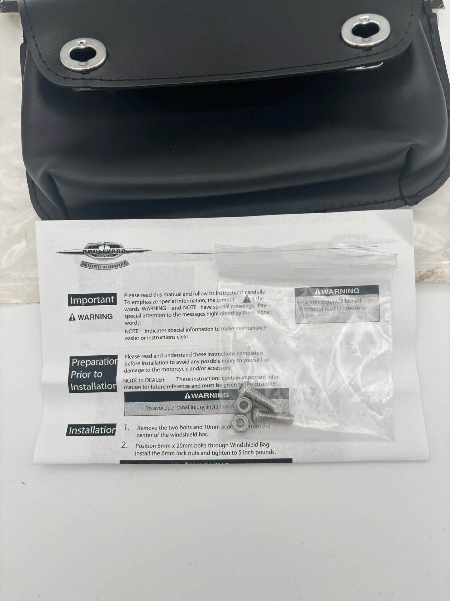SUZUKI BOULEVARD CLASSIC WINDSHIELD BAG 990A0-77013 S81