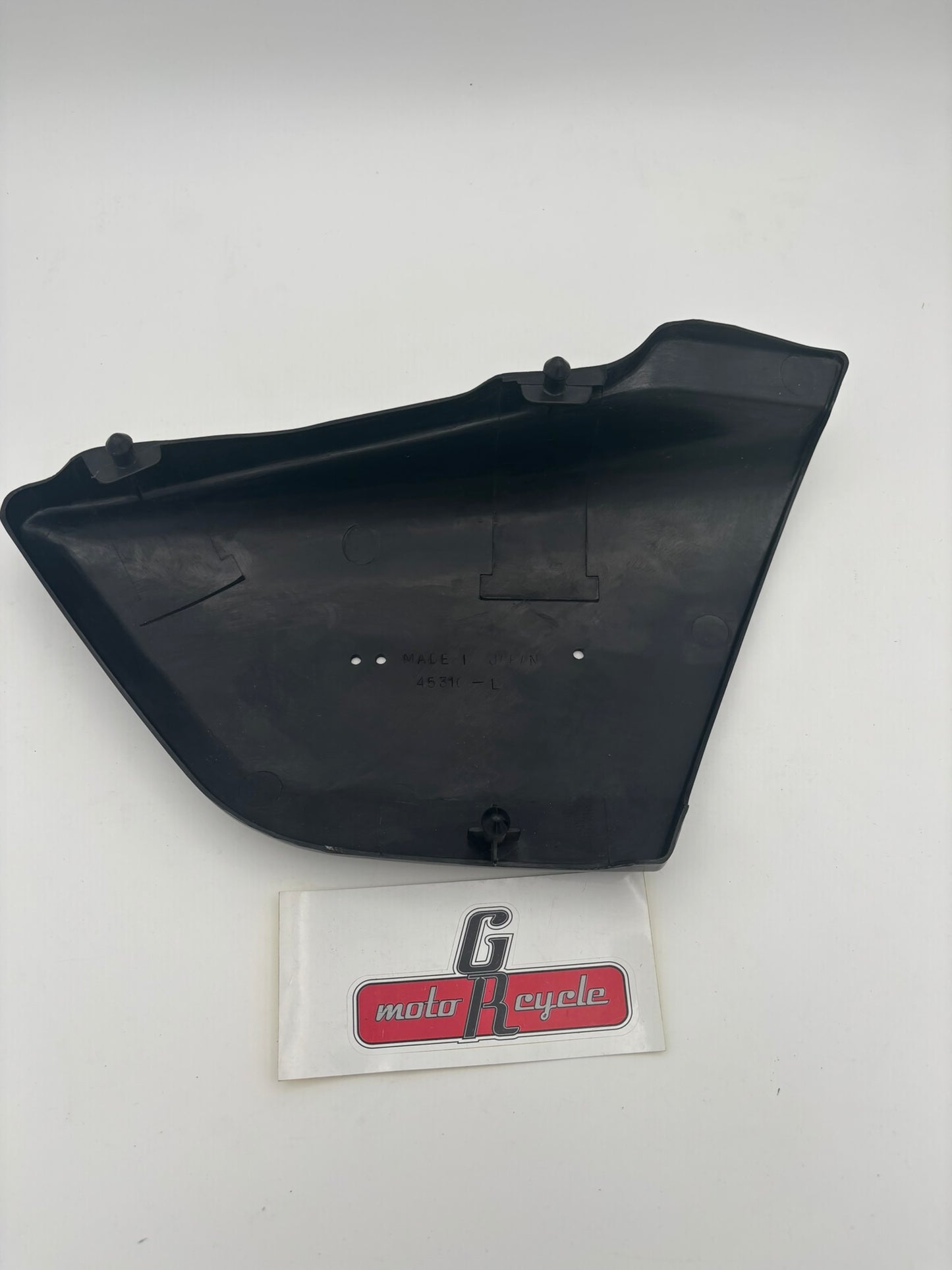 SUZUKI LEFT FRAME COVER 47211-45310 S81
