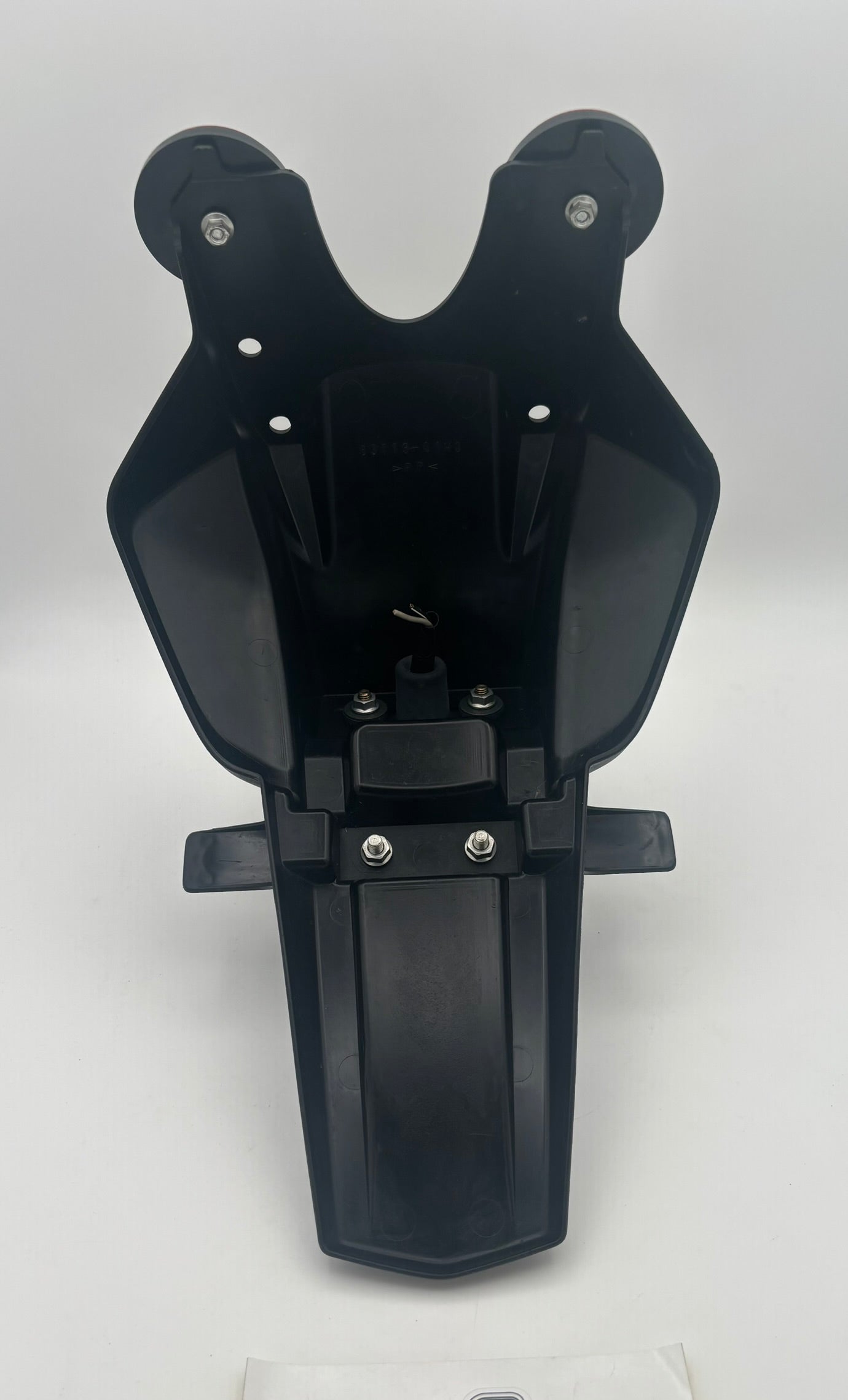 SUZUKI USED REAR FENDER 63113-01H00-U S81