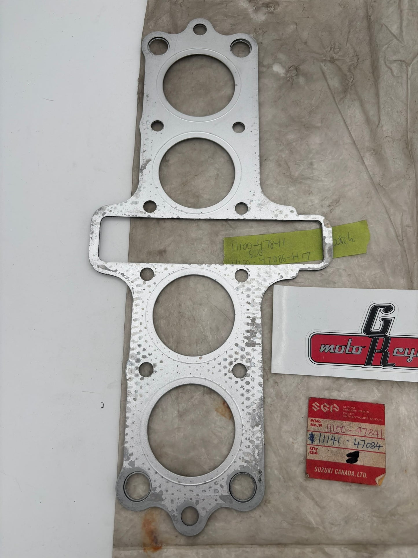 SUZUKI CYLINDER HEAD GASKET SUB 11141-47084 11141-47086-H17 11100-47841 S83