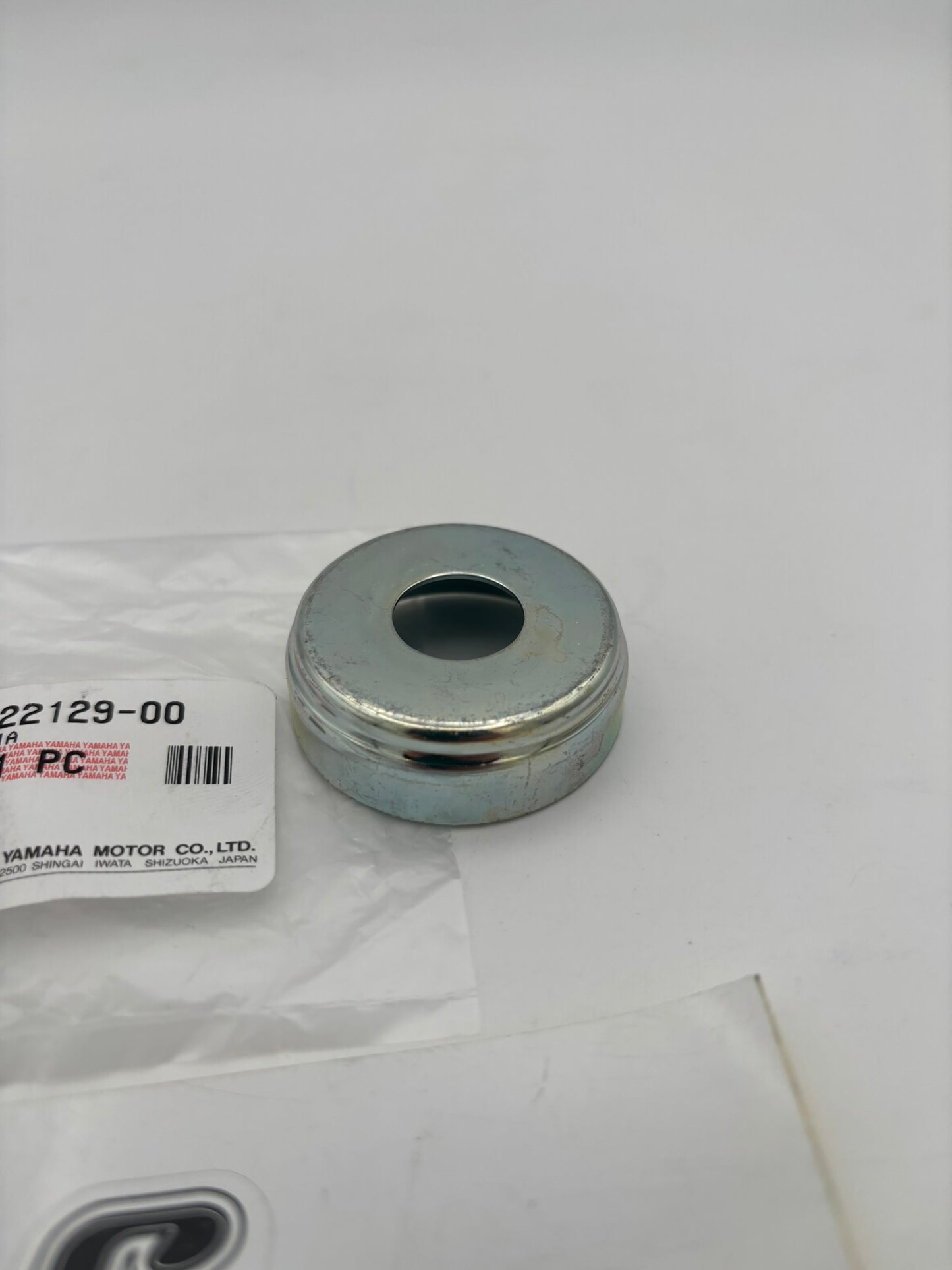 YAMAHA THRUST COVER 3R4-22129-00-00 Y93