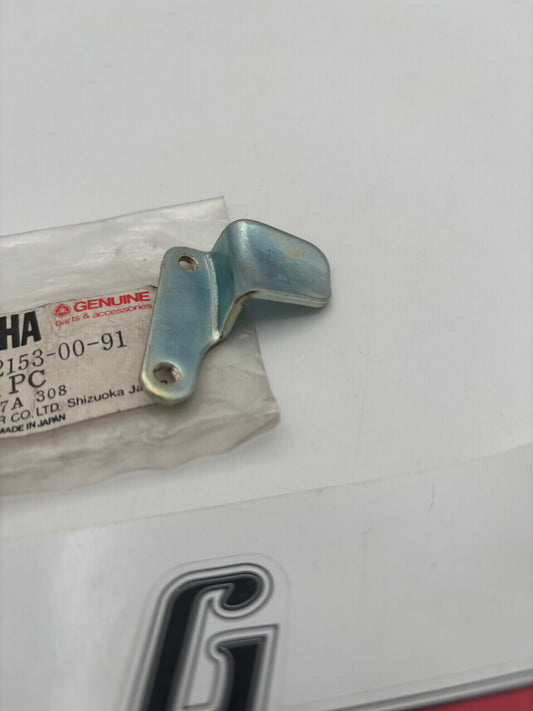 YAMAHA CHAIN GUIDE GUARD PLATE SUB 434-22153-00-00 434-22153-00-91 Y132