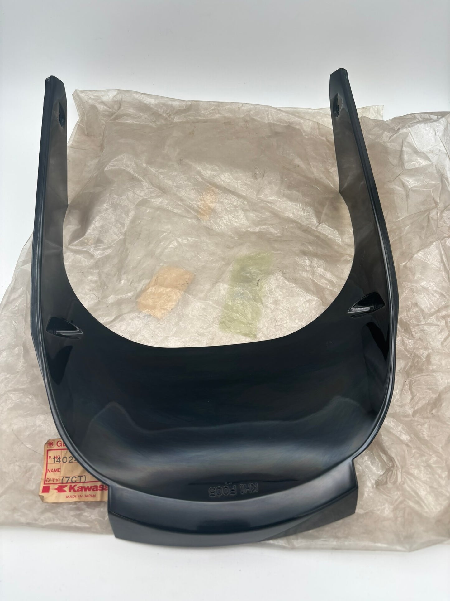 KAWASAKI HEAD LAMP COVER EBONY SUB 14024-1677-H8 14024-1337-H8 K41
