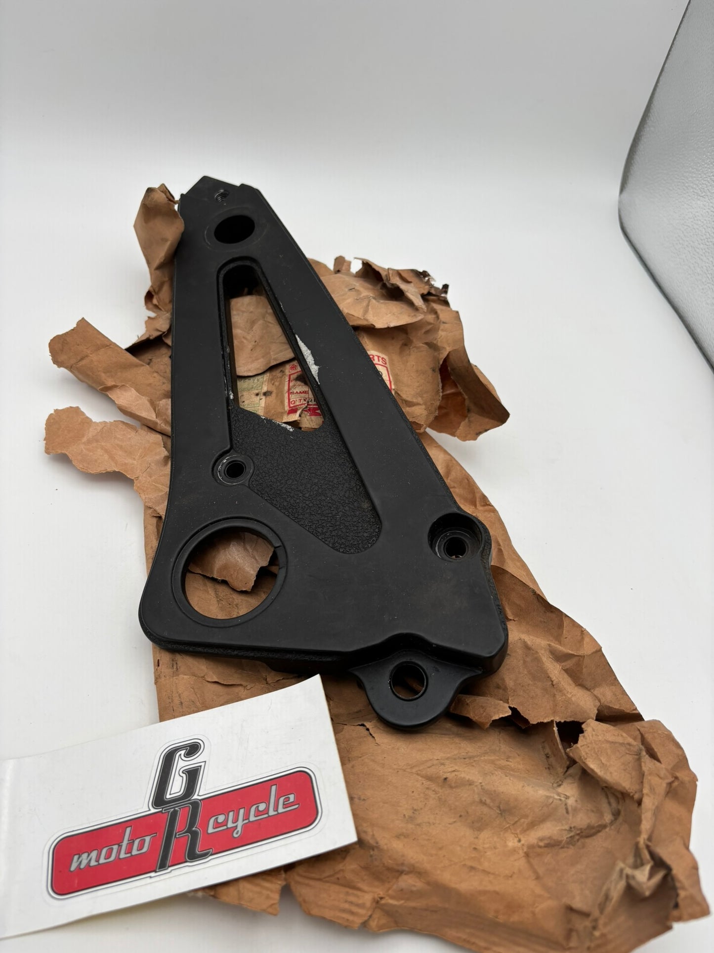 KAWASAKI USED LEFT HAND MUFFLER STAY 35011-1130-U K46