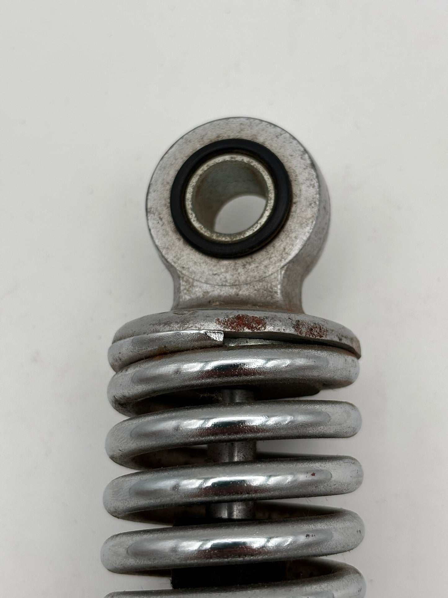 KAWASAKI REAR SHOCK ABSORBER (IMPERFECT) SUB 45014-100 45014-090-I K46