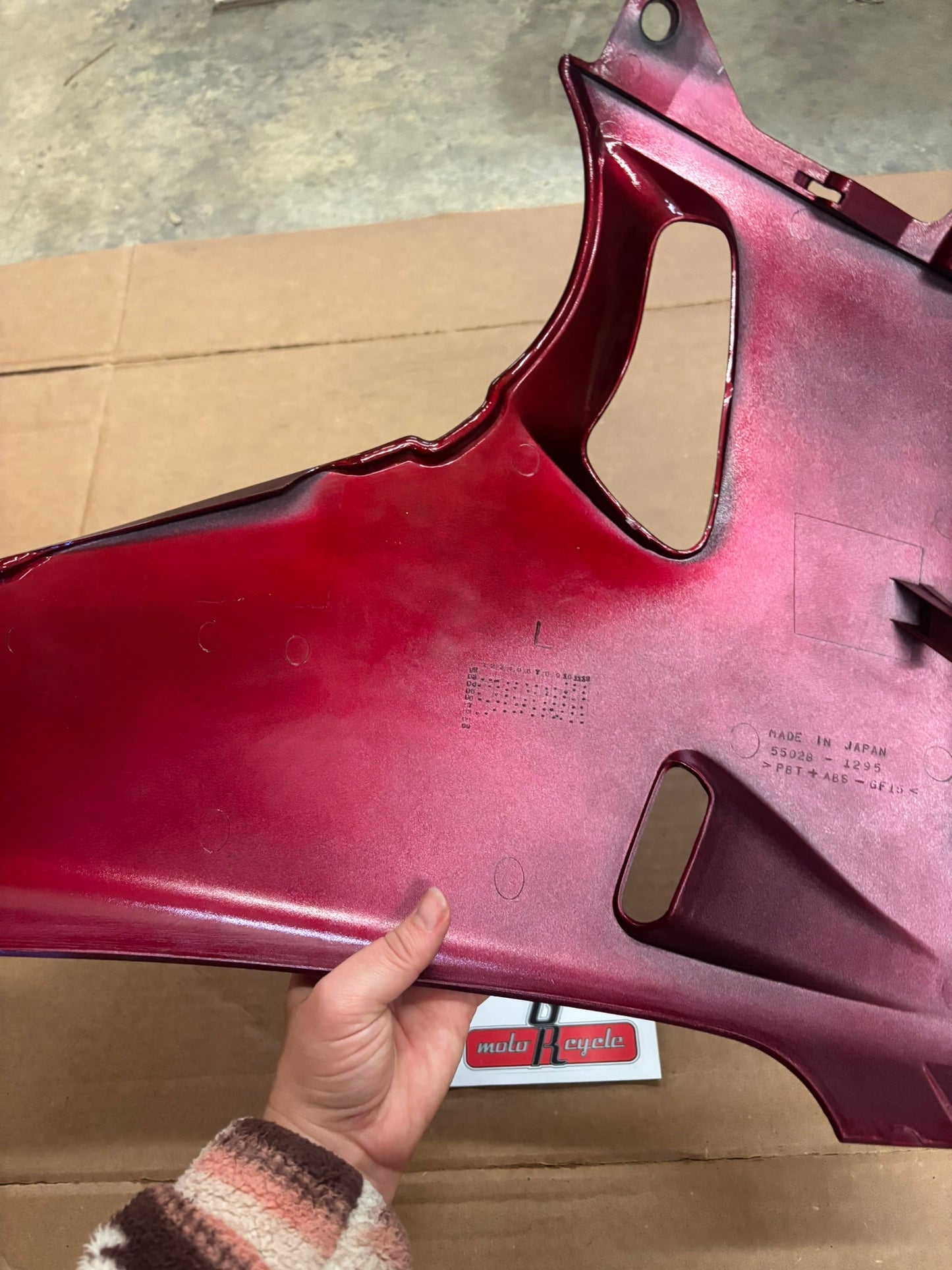KAWASAKI LH LOWER COWLING C.W.RED 55028-1295-H3 KBOX