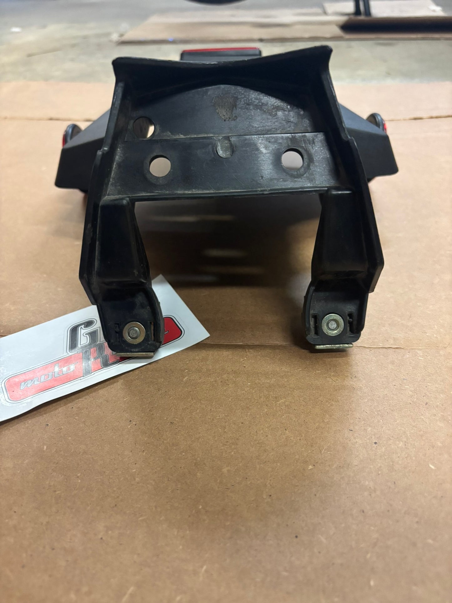 HONDA USED REAR FENDER A ASSY 80130-MCW-A00-U H221