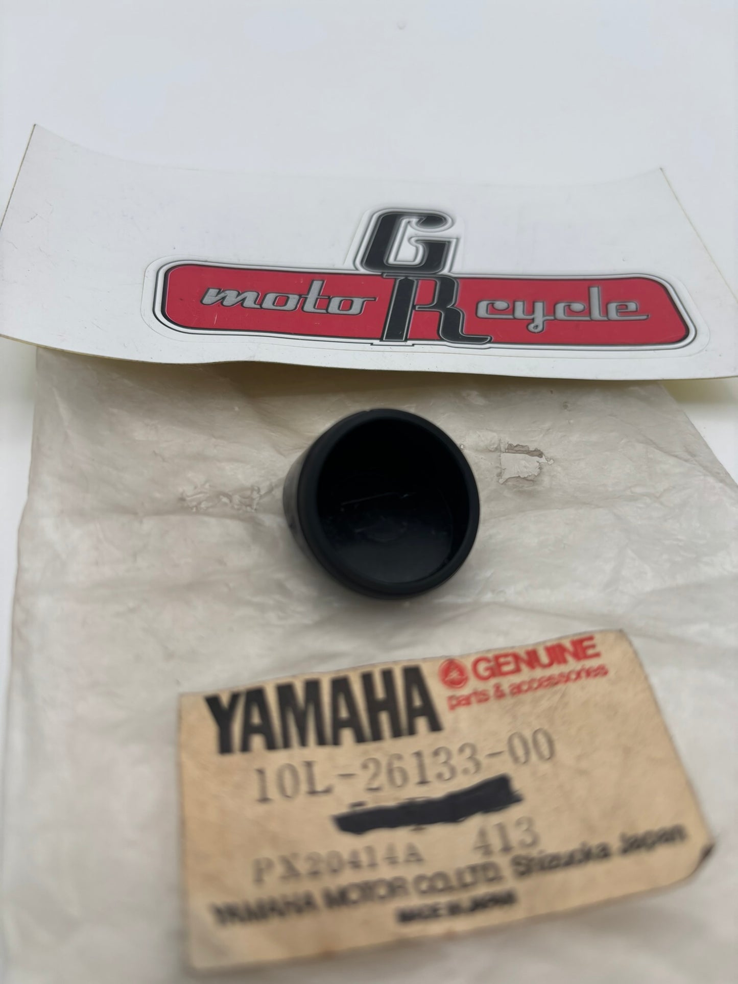 YAMAHA HANDLEBAR CABLE CAP 10L-26133-00-00 Y1