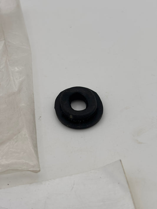 YAMAHA GROMMET (41Y) (SUB 90480-01401-00 ) 90480-01141-00 Y2