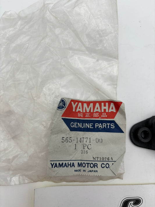 YAMAHA MUFFLER STAY (SUB 565-14771-01-00 ) 565-14771-00-00 Y3