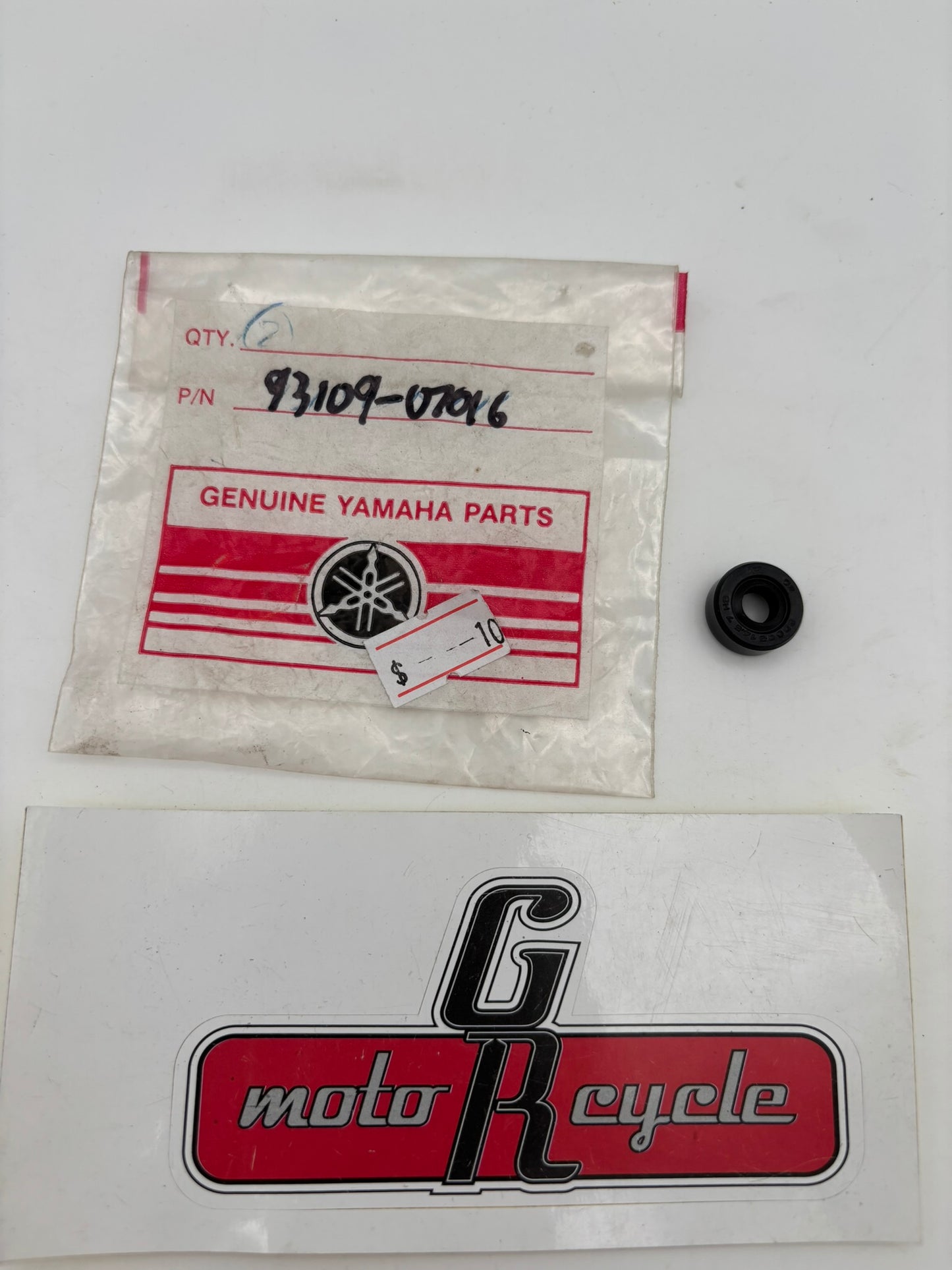 YAMAHA OIL SEAL (1L9) (SUB 93102-06254-00 ) 93109-07016-00 Y3