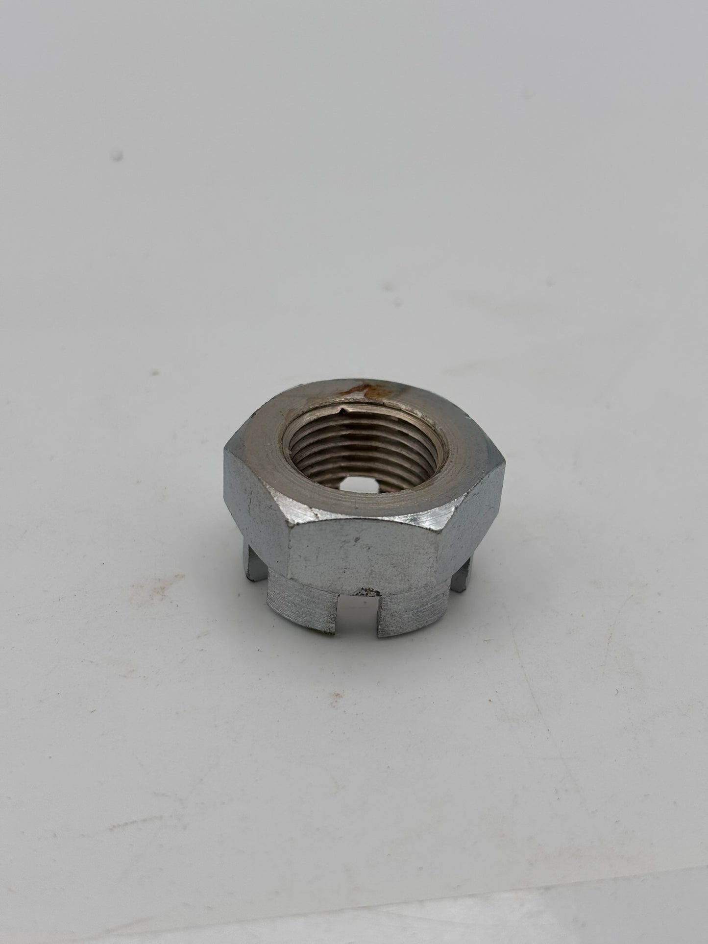 YAMAHA CASTLE NUT (26H) (SUB 90171-18043-00 90171-18053-00 ) 90171-18008-00 Y3